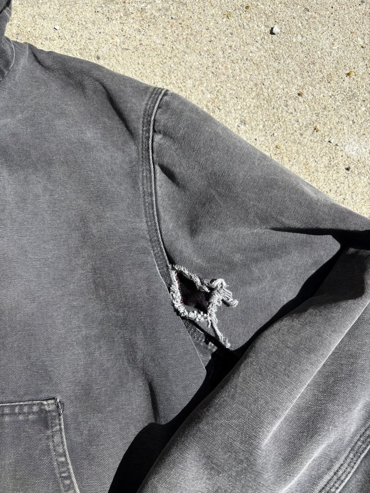 Supreme Vintage Carhartt Active Jacket, Faded Black Size US L / EU 52-54 / 3 - 7 Thumbnail