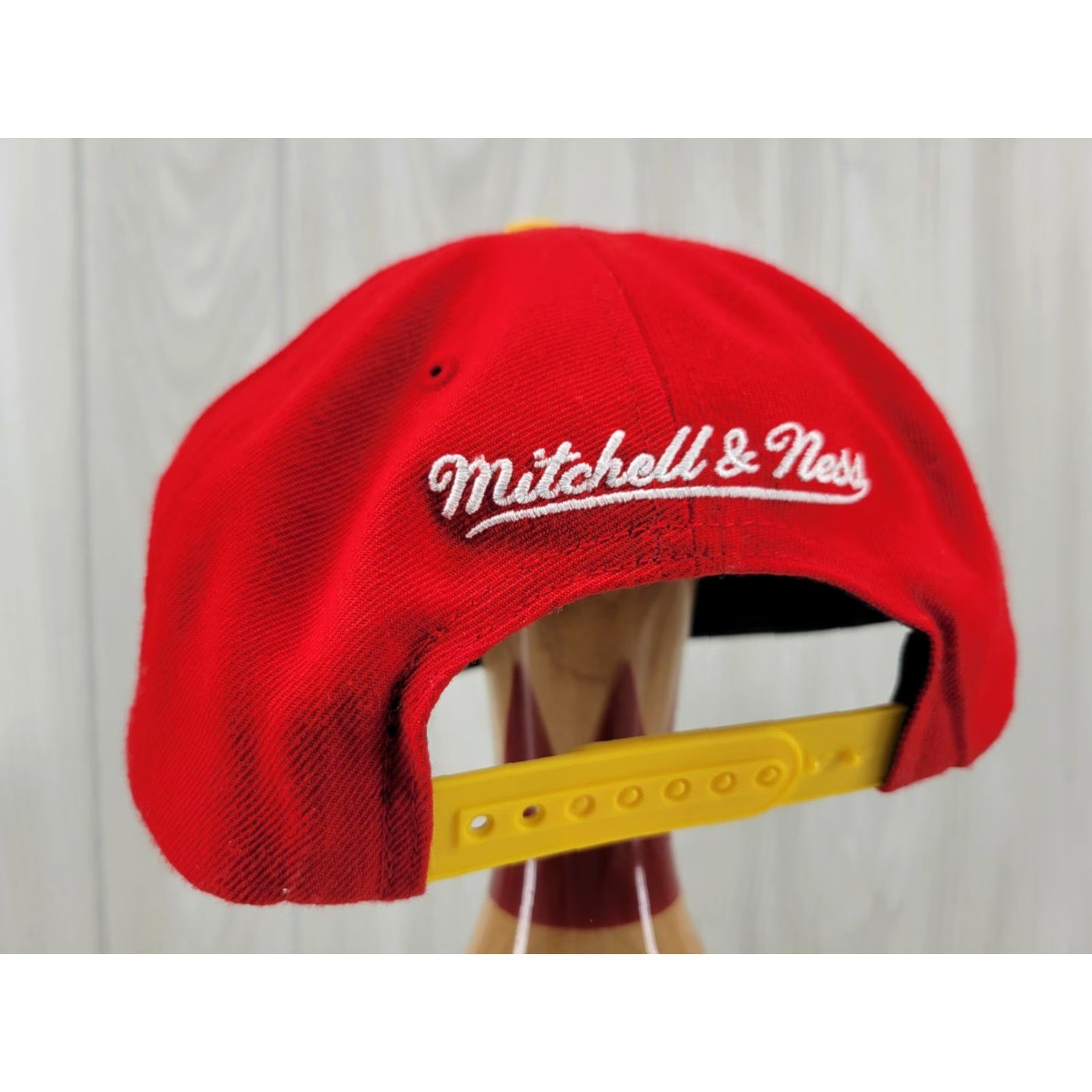 Mitchell & Ness Mitchell & Ness Atlanta Hawks Snapback Hat Men Red Adjustable Snapback 90s G2 Size ONE SIZE - 6 Thumbnail