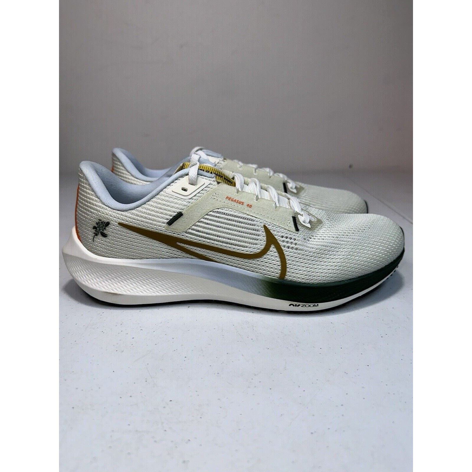 Nike Nike Air Zoom Pegasus 40 Men's Size 8.5 /10 Wmns(FV3631-081) Size US 8.5 / EU 41-42 - 2 Thumbnail