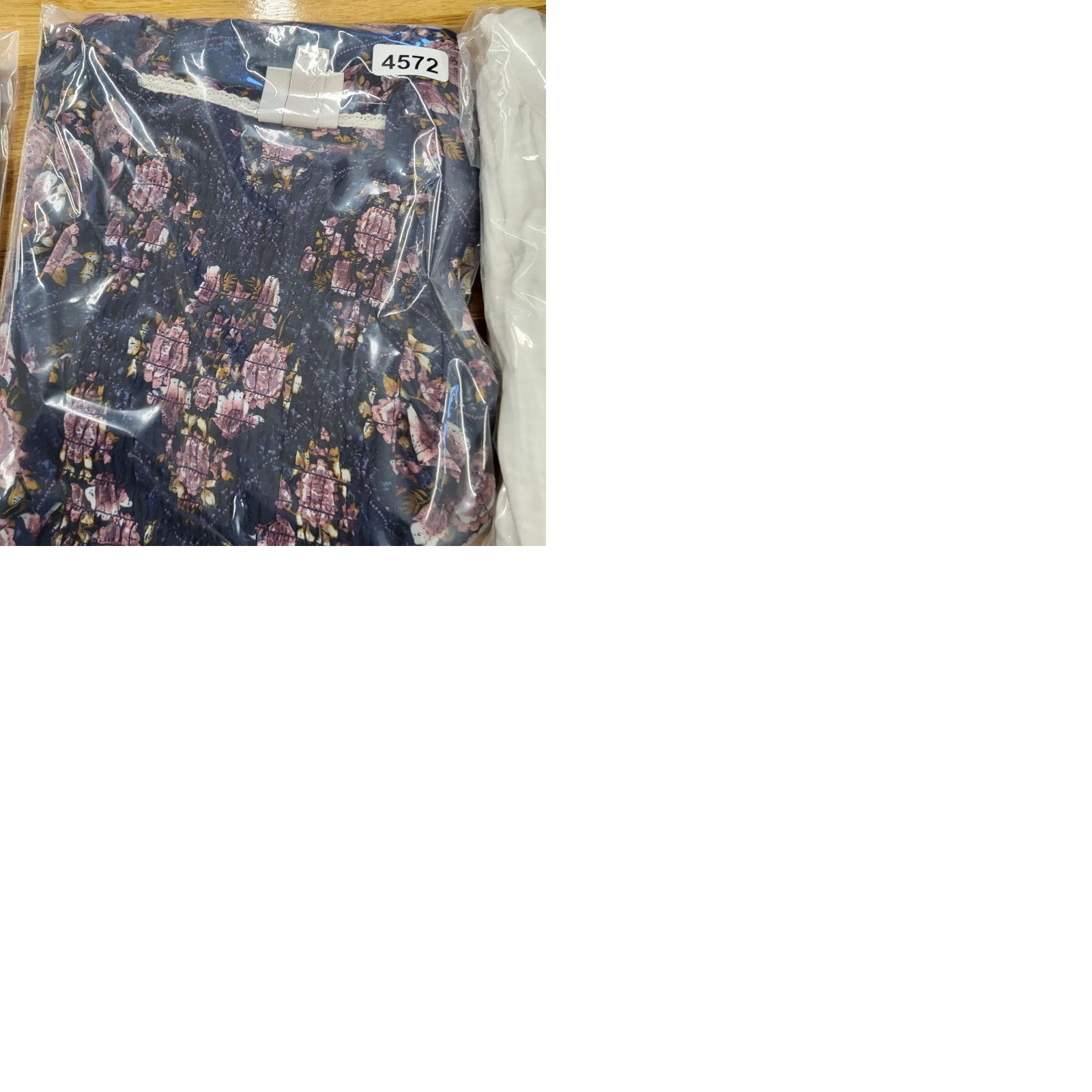 Vintage Knox Rose Blouse Womens Size L Navy Blue & Pink Floral Boho Top Embroidered Trim Size L / US 10 / IT 46 - 10 Thumbnail