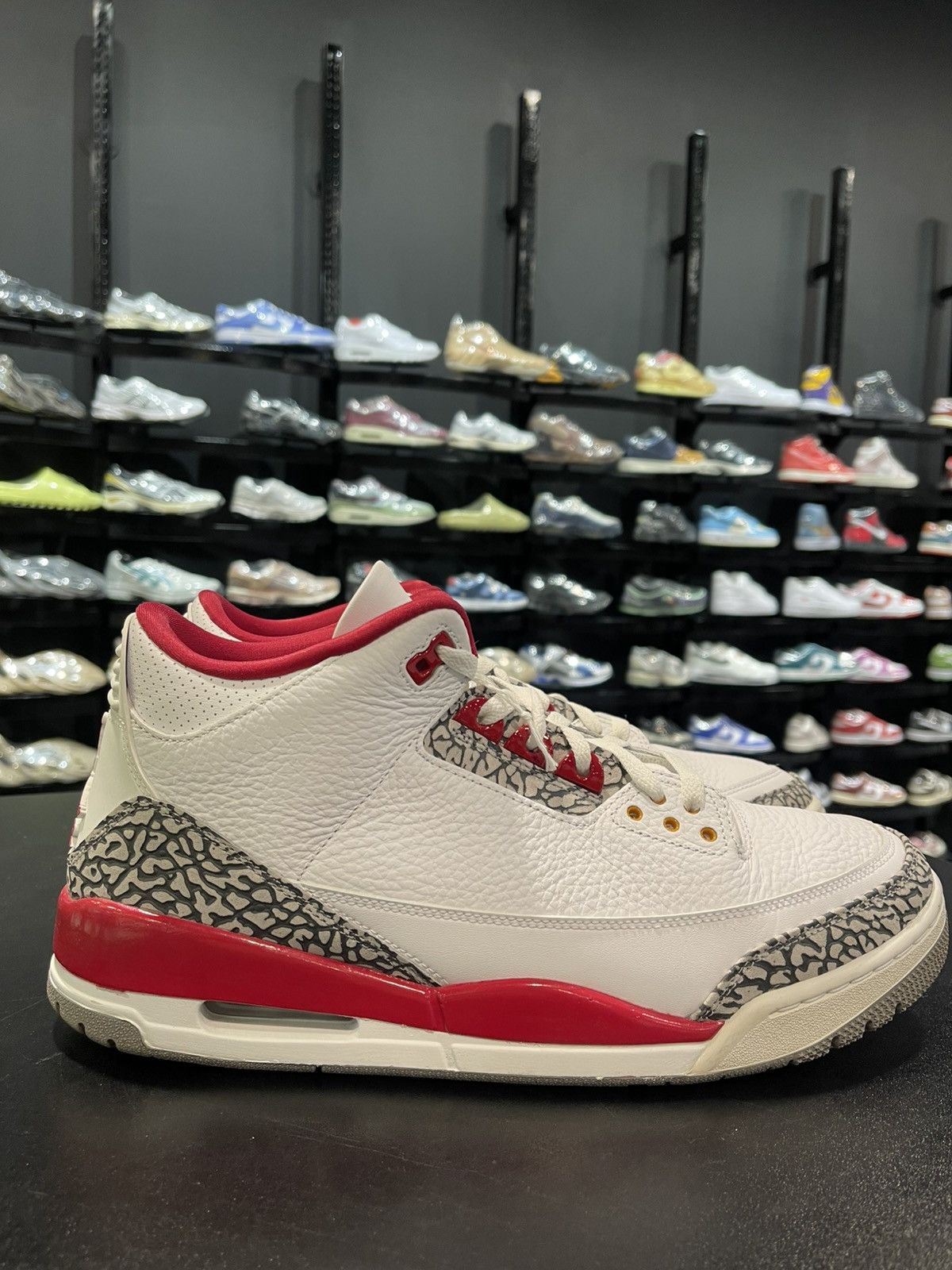Jordan Brand Size 13 - Jordan 3 Retro Cardinal Red Size US 13 / EU 46 - 3 Thumbnail