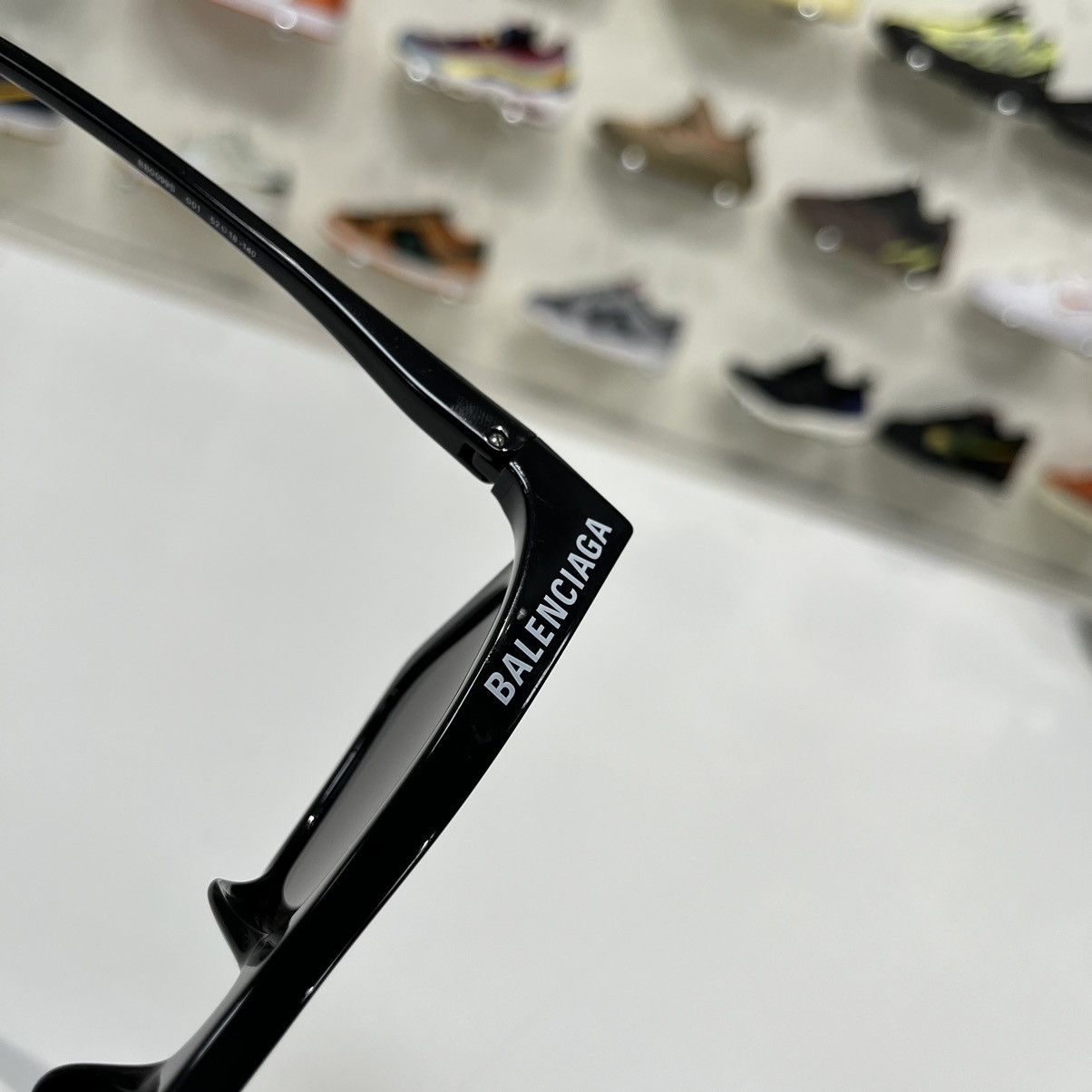 Balenciaga Balenciaga Sunglasses Black Size ONE SIZE - 6 Thumbnail