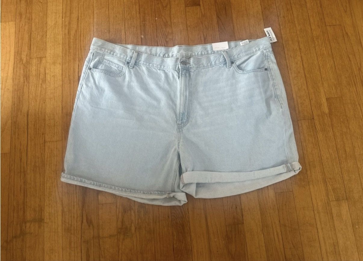 Old Navy Old Navy plus size jean shorts size 26 Size 42" / US 20 - 1 Thumbnail
