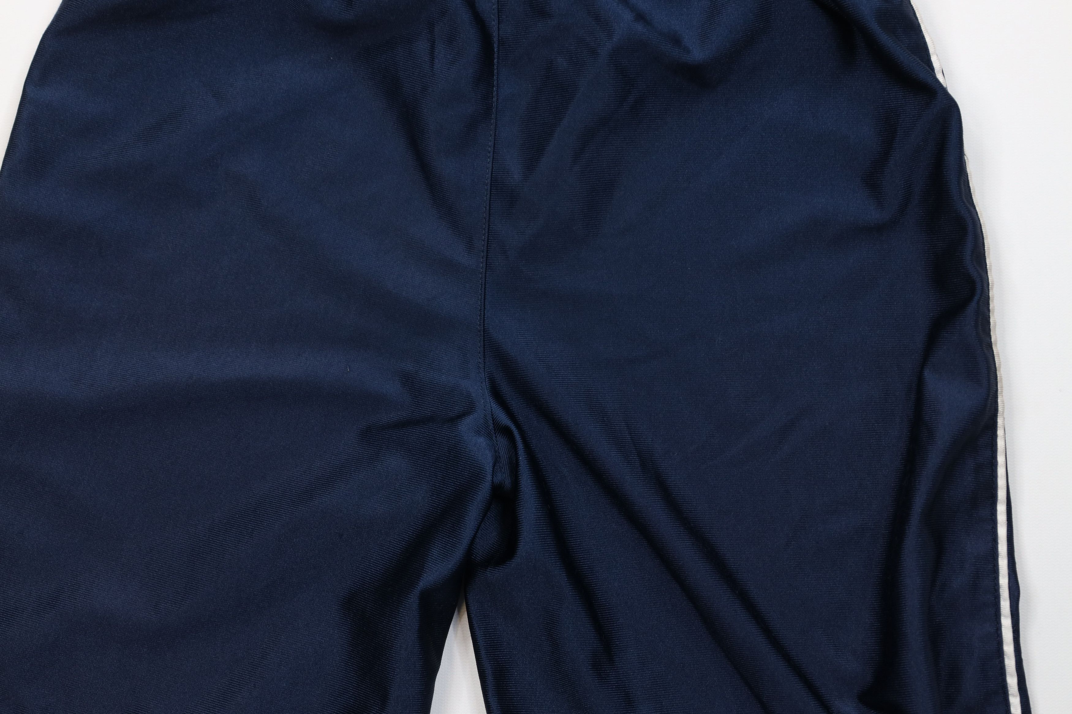 Nike Vintage 90s Nike Mini Swoosh University of Michigan Shorts Size US 30 / EU 46 - 11 Thumbnail