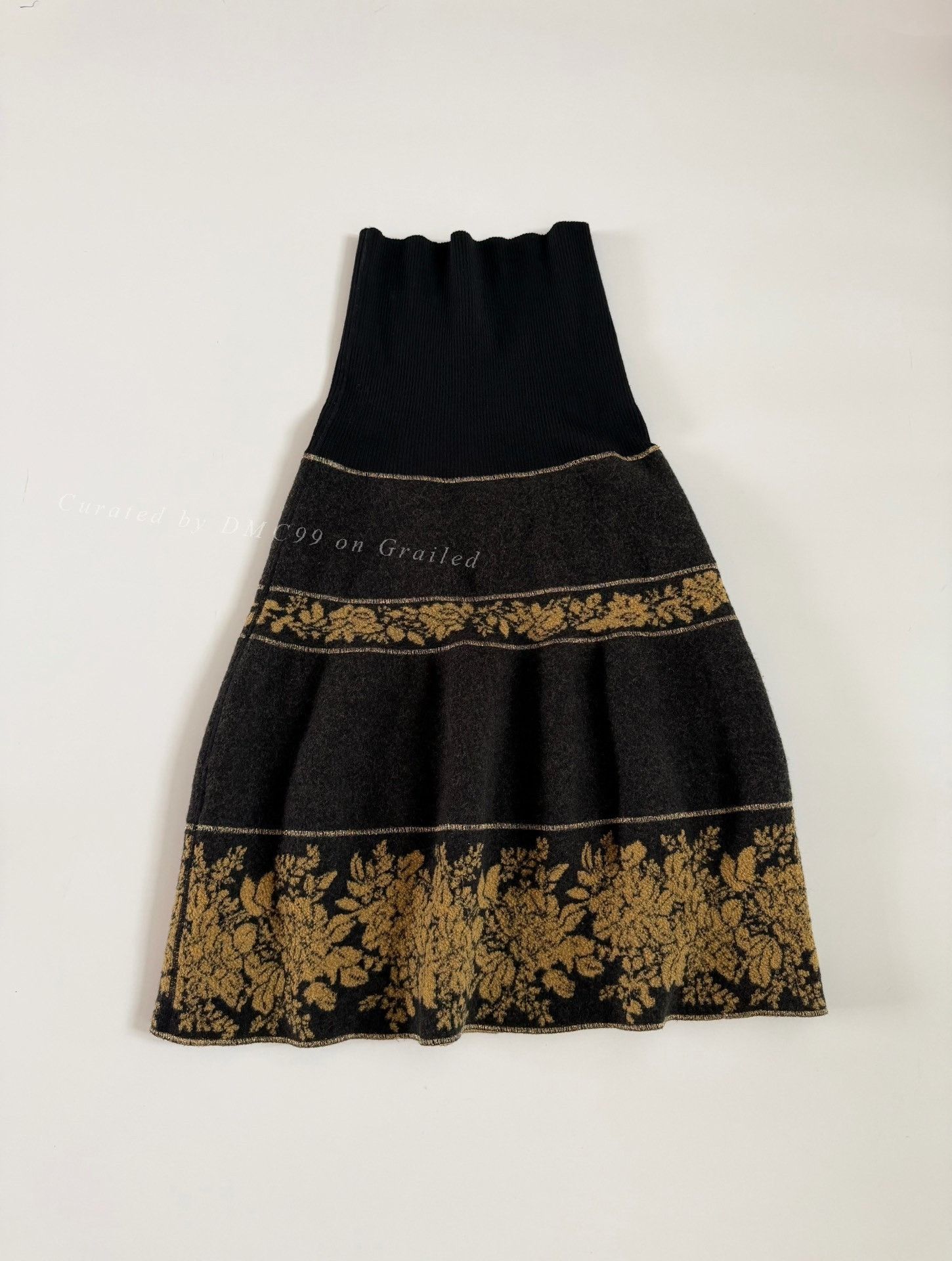 Kenzo Kenzo Vintage Knit Skirt Size 34" / US 12 / IT 48 - 1 Thumbnail