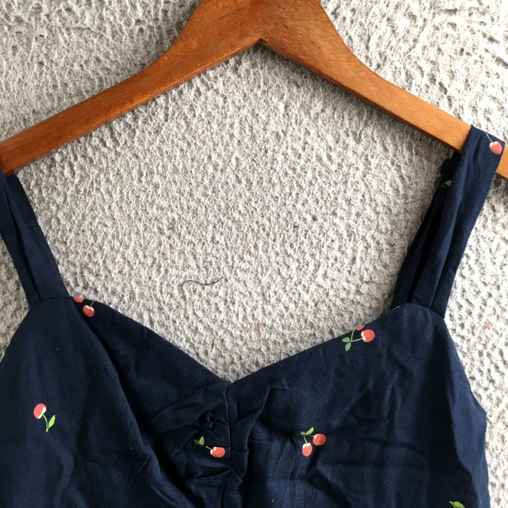 Old Navy Old Navy Smocked Crepe Mini Dress Womens XS Blue Cherry Print Sleeveless Casual Size XS / US 0-2 / IT 36-38 - 3 Thumbnail