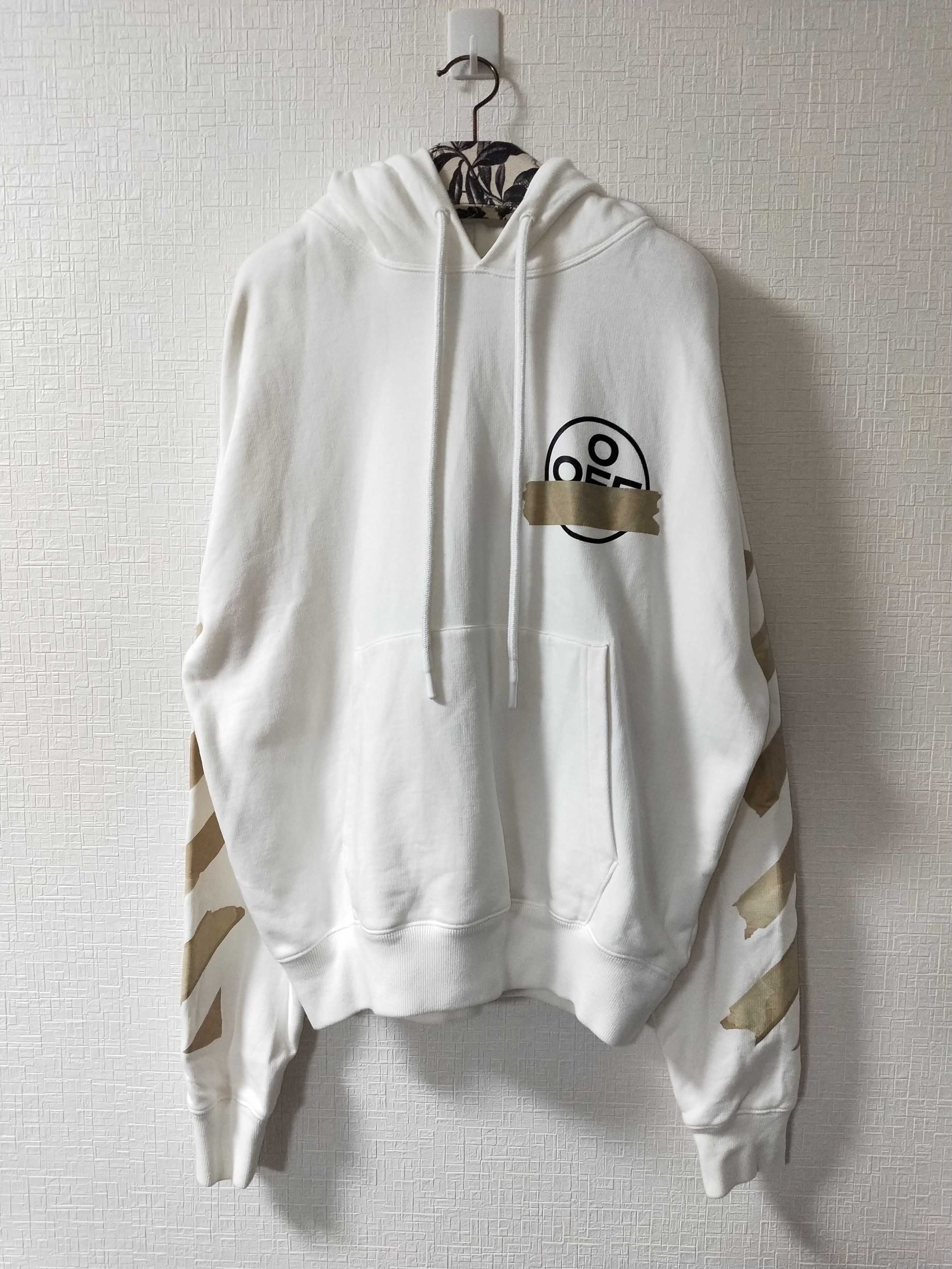 Off-White Gold Tape Arrow Hoodoe Size US M / EU 48-50 / 2 - 2 Thumbnail