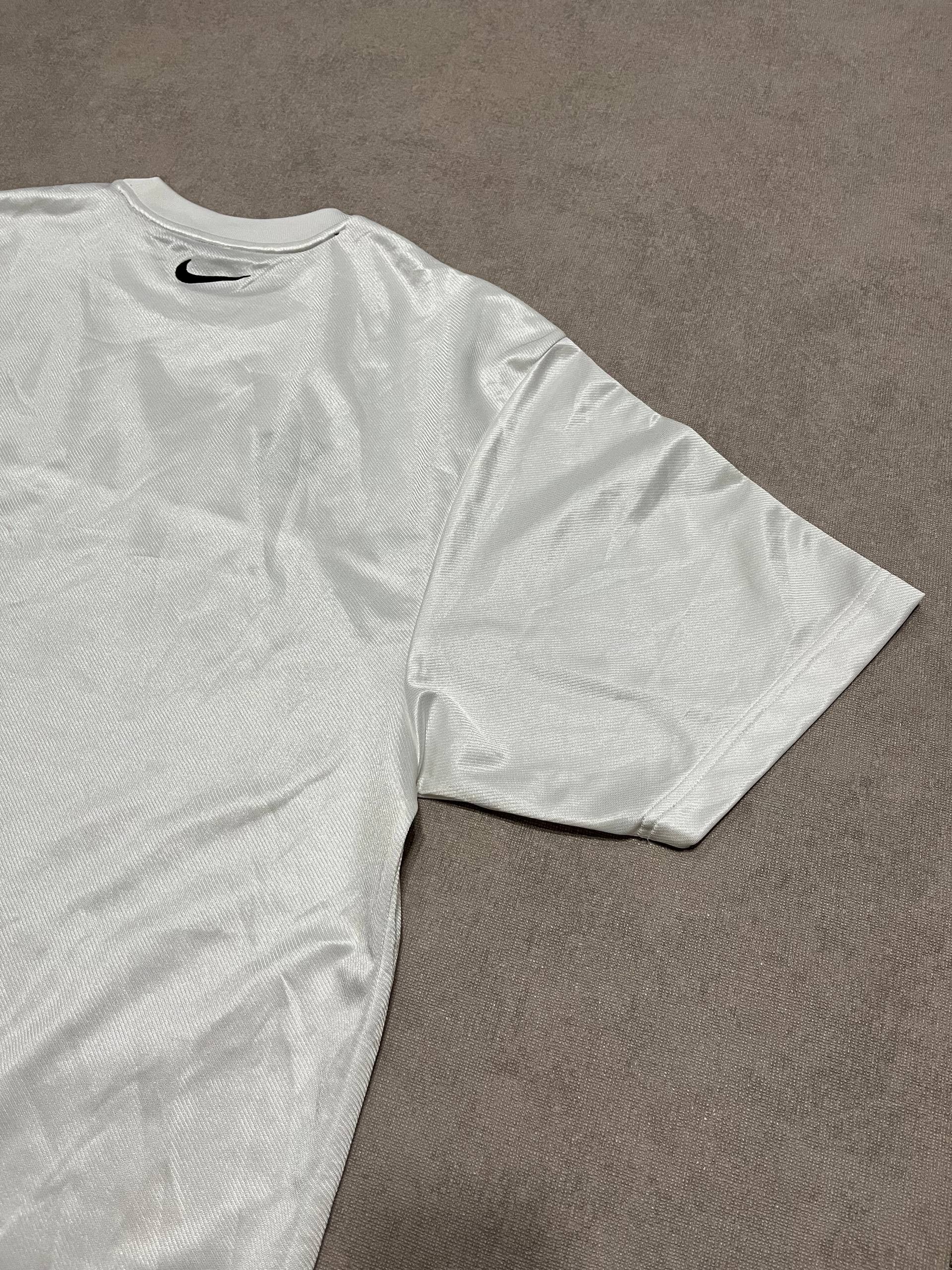 Nike Vintage Nike Jersey Logo T Shirt Men`s White Logo Tn Size US L / EU 52-54 / 3 - 7 Thumbnail