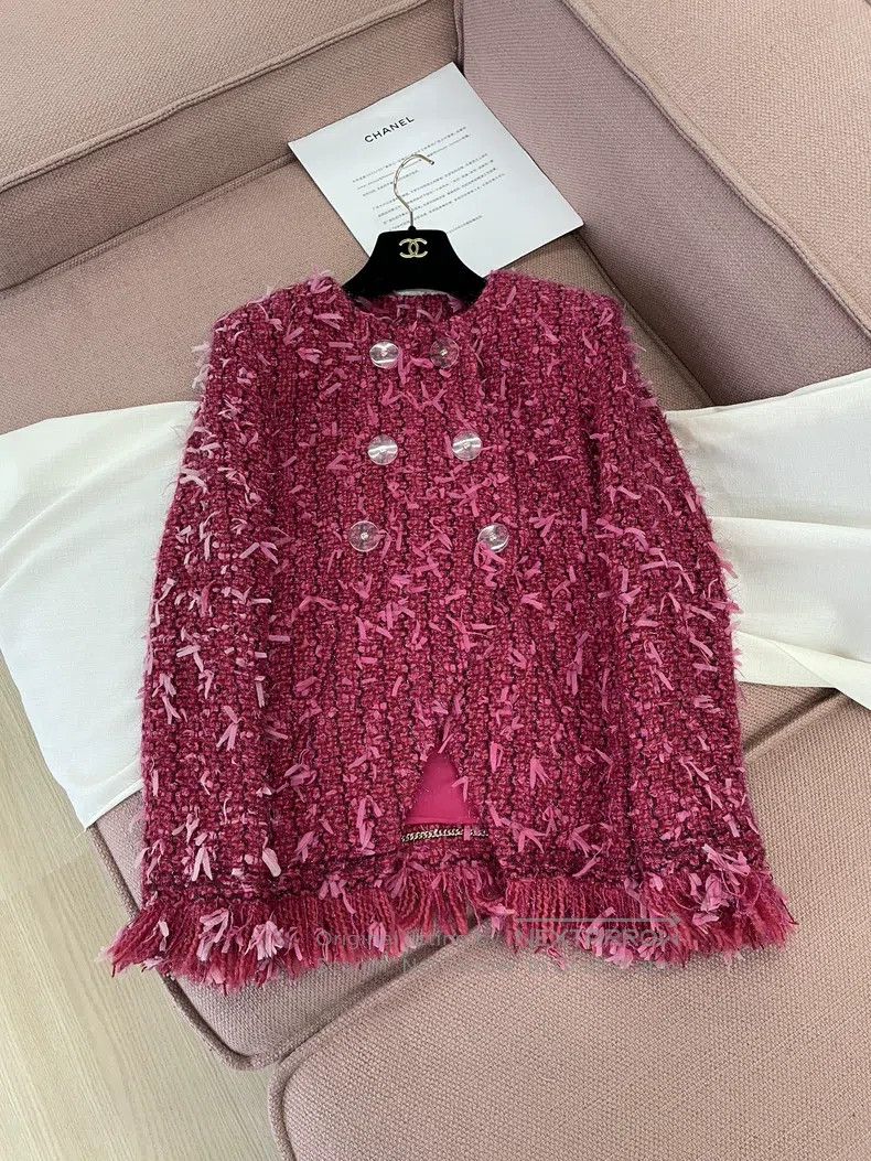 Chanel Chanel 17A Metropolis Series Red Tassel Coat Size XS / US 0-2 / IT 36-38 - 1 Thumbnail