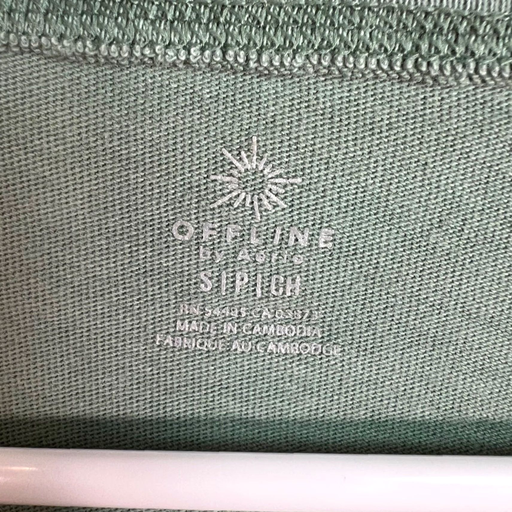Vintage Offline By Aerie Womens Small Green Cropped T-Shirt Short Sleeve Round Neck Shirt Womens Size S / US 4 / IT 40 - 3 Thumbnail