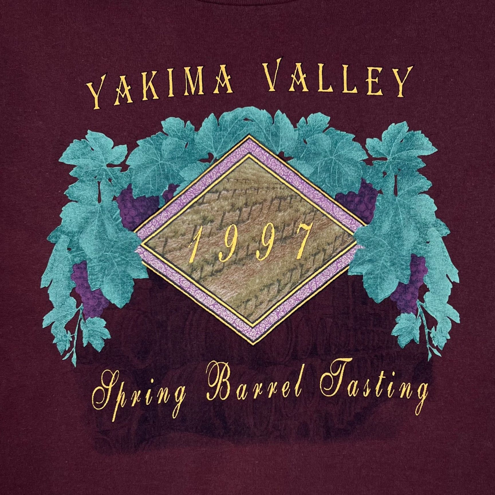 Tultex Tultex (1997) YAKIMA VALLEY “Spring Barrel Tasting” USA Graphic T-Shirt Large - Plum Purple Maroon Graphic Souvenir Front Tultex Shirt Mens Large Size US L / EU 52-54 / 3 - 3 Thumbnail