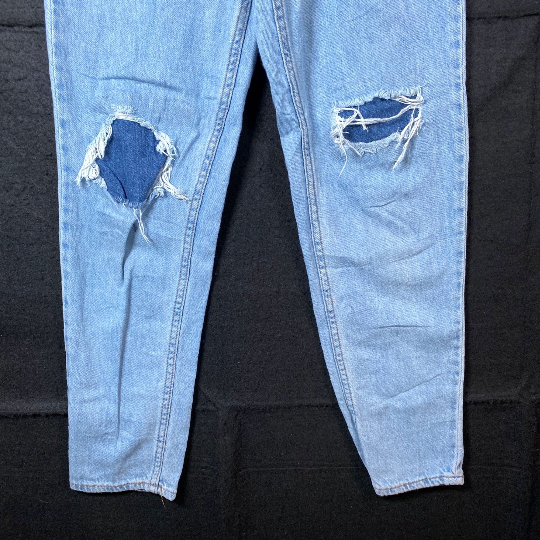 Denime VINTAGE S.O.N.G Womens Jeans Blue Denim Classic Mom Jean Distressed Destroyed 1/25 5-Pocket High Rise Relaxed Fit Womens Jeans Size 42" / US 20 - 3 Thumbnail