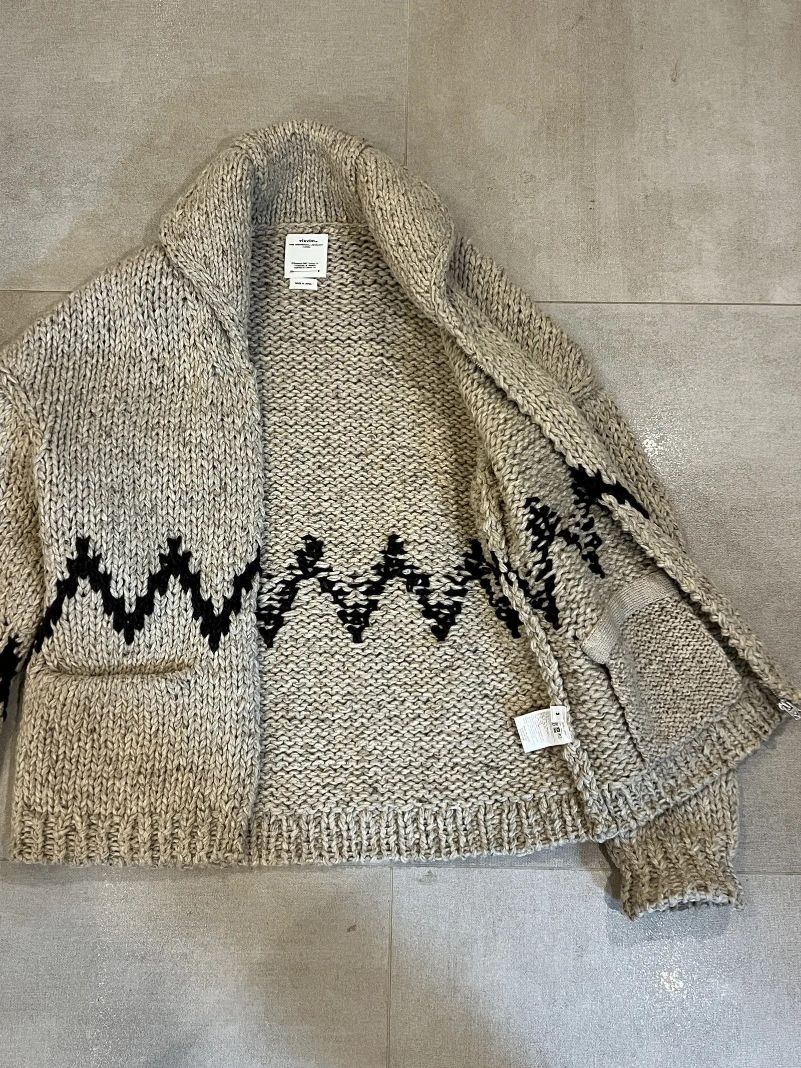 Visvim COWICHAN SB HAND-KNIT F.Z. (IVORY) Size US L / EU 52-54 / 3 - 3 Thumbnail