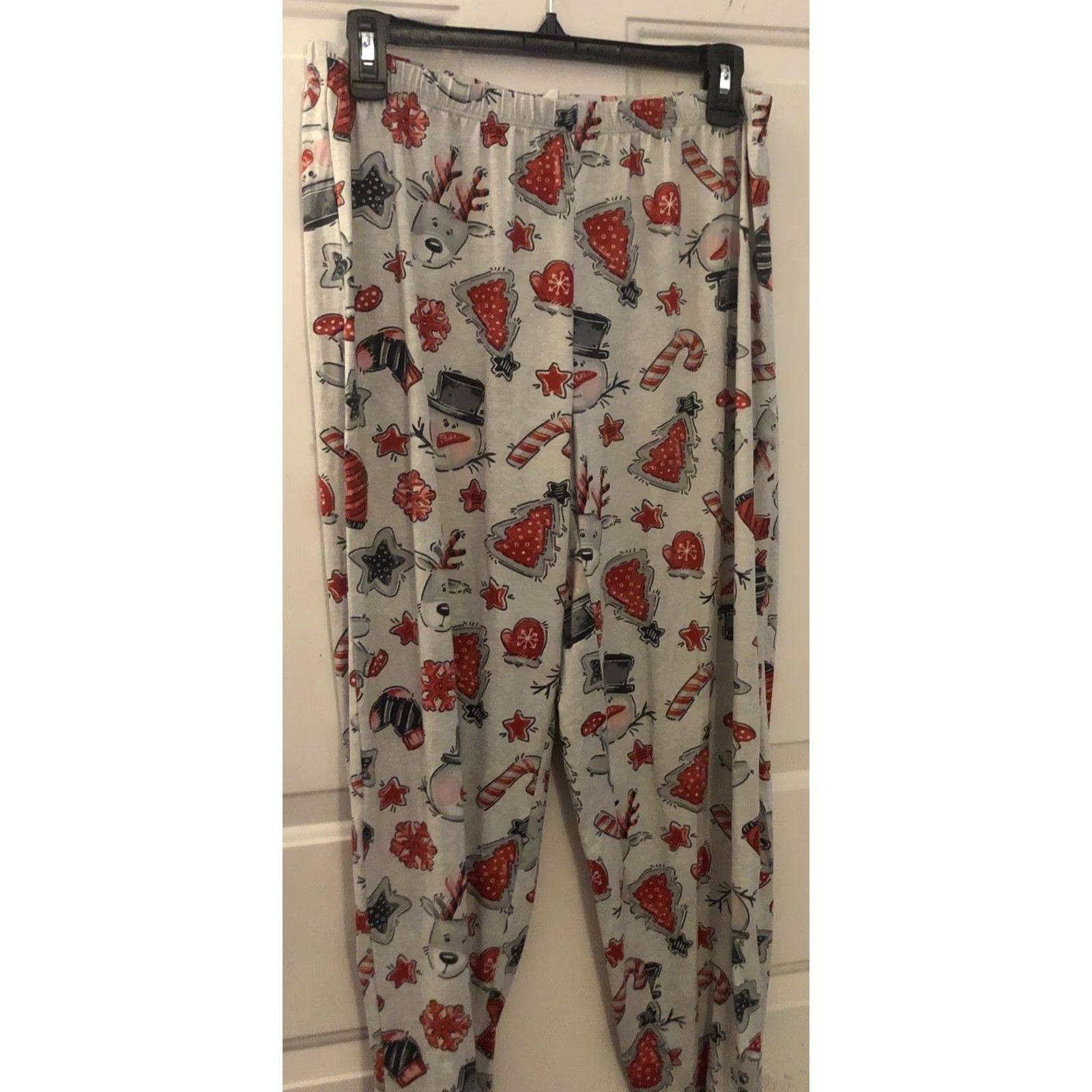 Vintage Secret Treasures Pajama Set Womens M Gray Holiday Polar Bear Winter Christmas Snowflakes Animals Pjs Size ONE SIZE - 4 Thumbnail