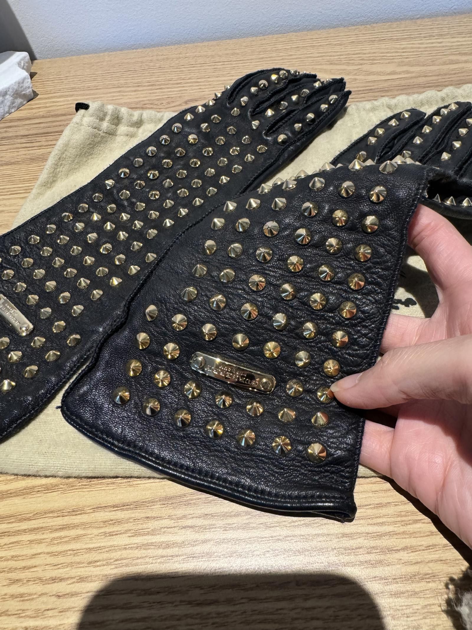 Burberry Burberry Prorsum Gold Studded Gloves Size ONE SIZE - 5 Thumbnail
