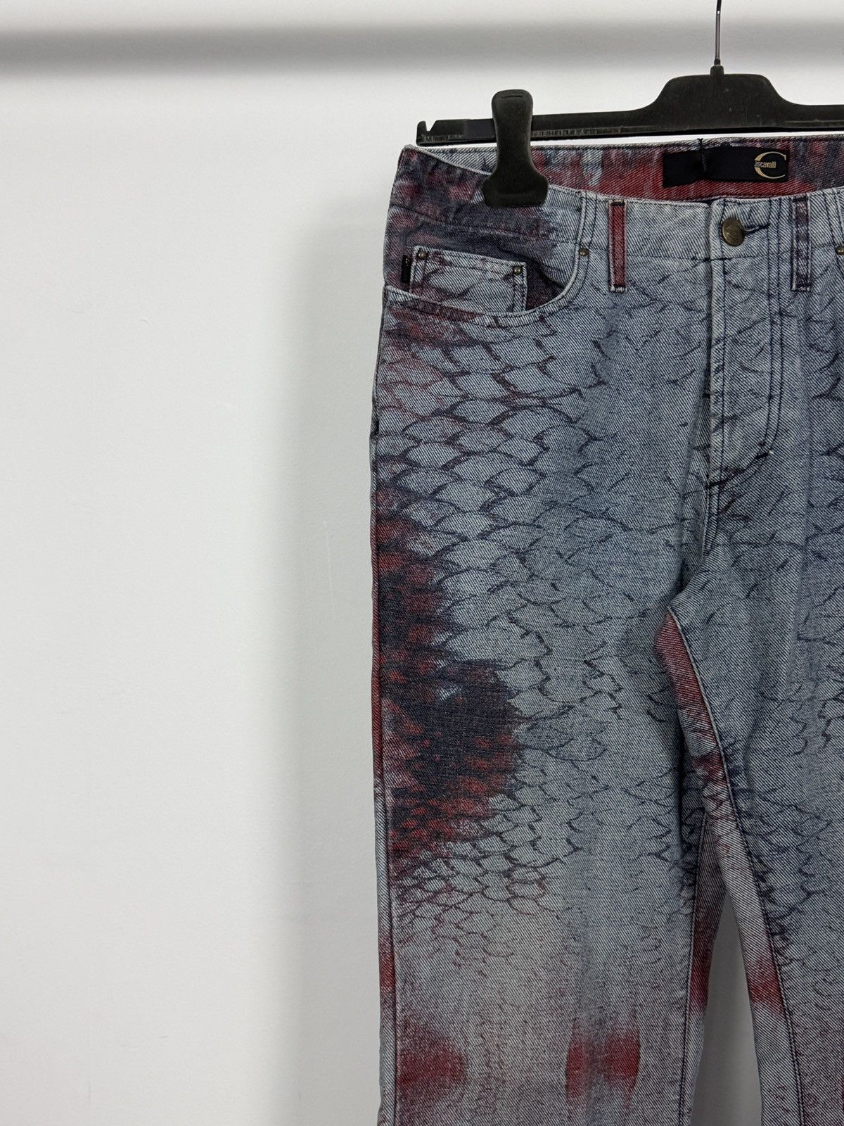 Roberto Cavalli Roberto Cavalli S/S2001 Flared Bleeding Python Scale Jeans Size 30" / US 8 / IT 44 - 4 Thumbnail