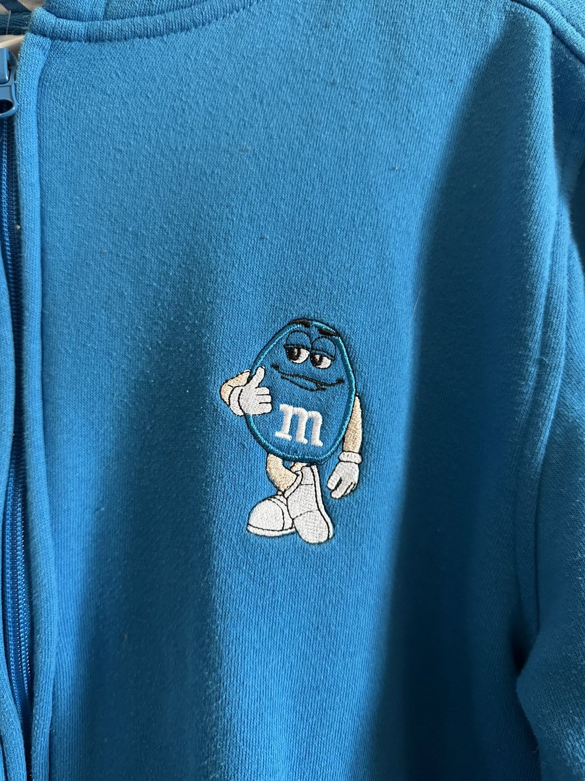 Vintage m&m blue vintage graphic zip up hoodie Size US M / EU 48-50 / 2 - 2 Thumbnail