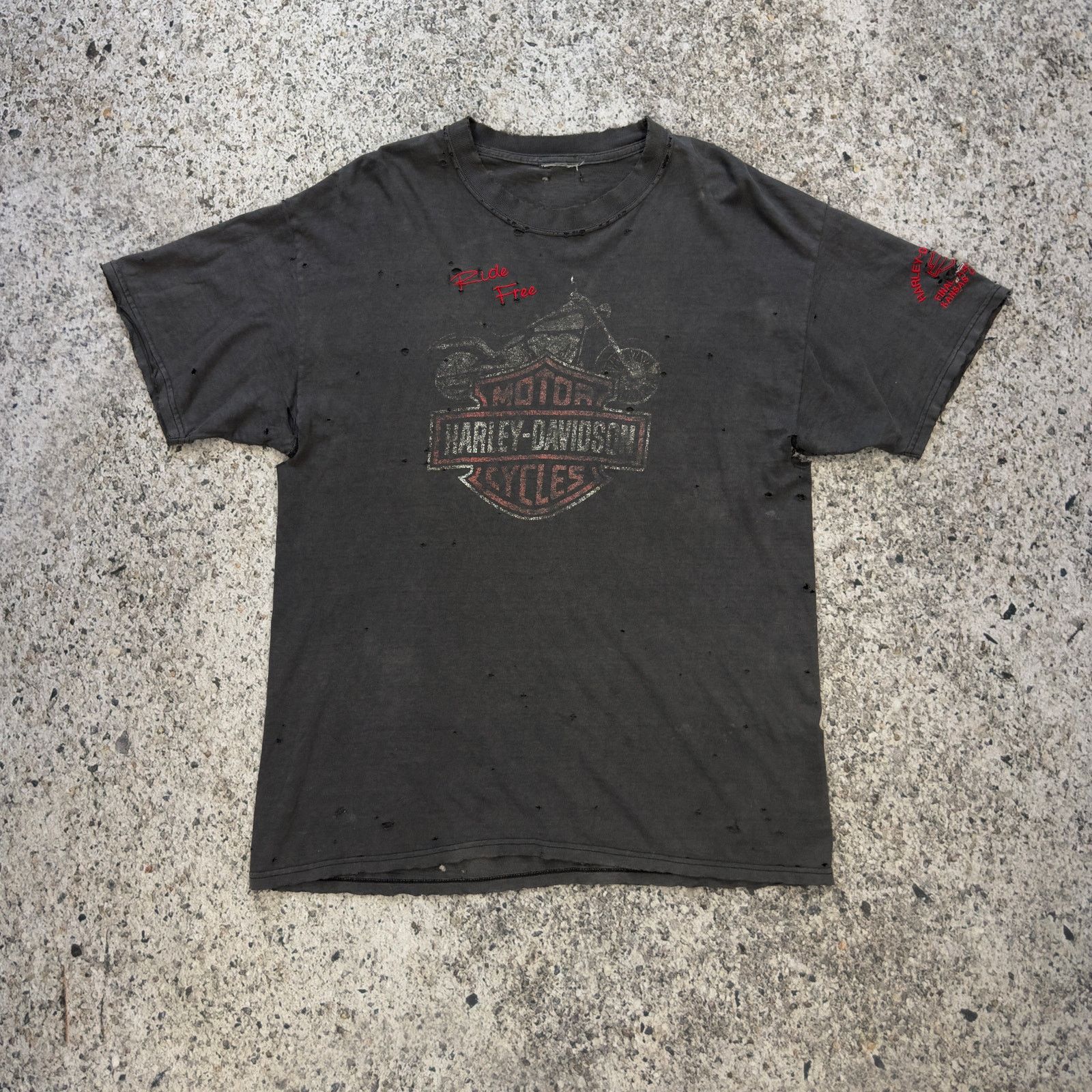 Harley Davidson Harley Davidson Thrashed Distressed Tee ERD Grunge Biker Size US XL / EU 56 / 4 - 1 Thumbnail