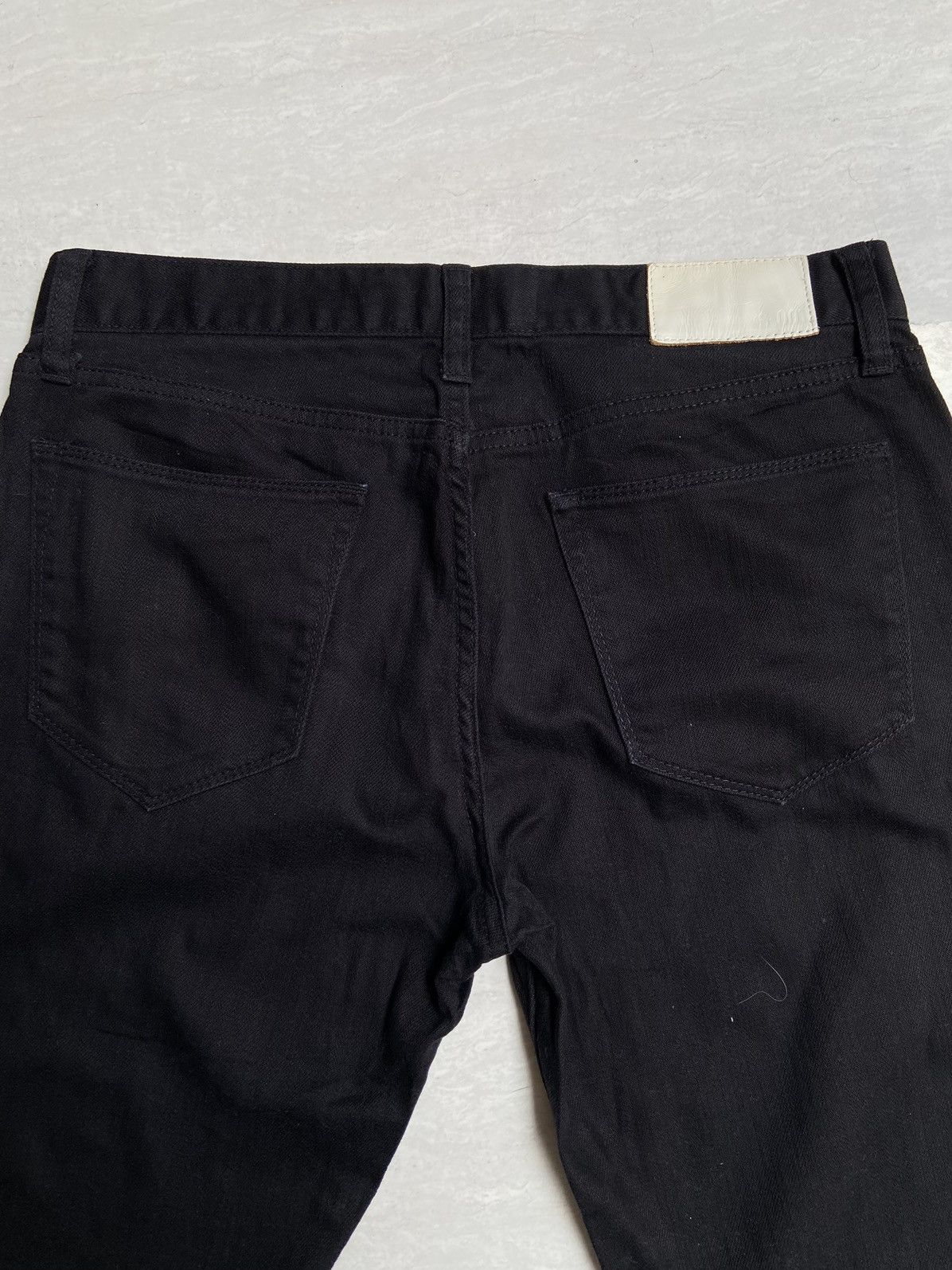 Uniqlo UNIQLO Original Basic Light Weight Black Pants Size US 31 - 6 Thumbnail