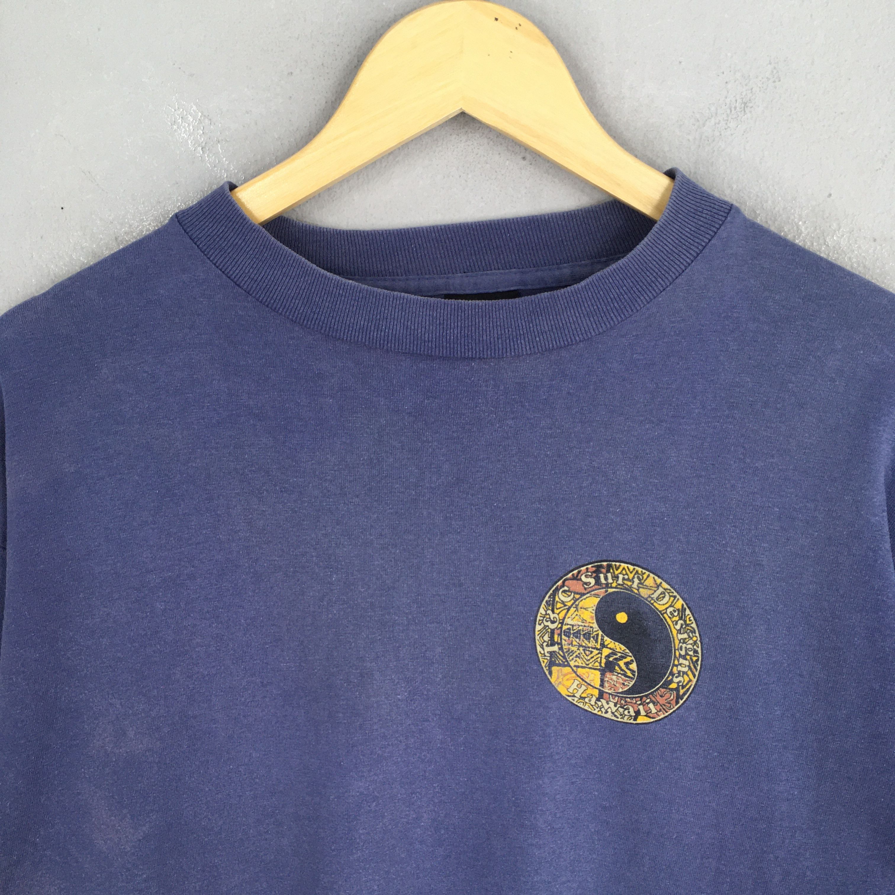 Vintage Vintage 90's T&C Surf Design Hawaiian Blue T shirt Large Size US L / EU 52-54 / 3 - 3 Thumbnail
