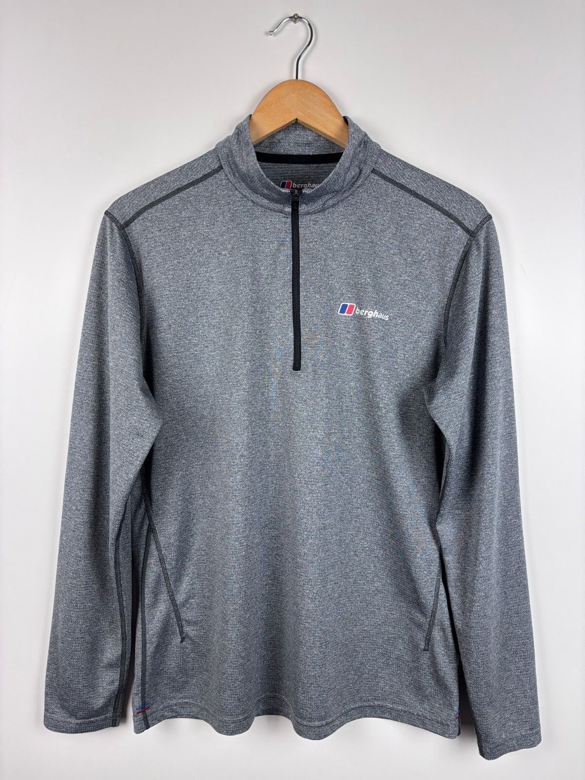 Berghaus Berghaus Argentium Base Layer Activewear Top Longsleeve M Size US M / EU 48-50 / 2 - 1 Thumbnail