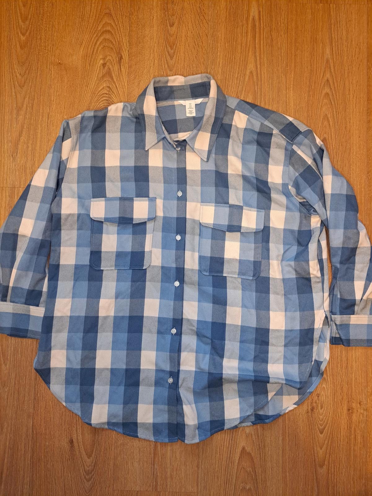 H&M H&M Button Down Shirt Womens Large Check Blue Long Sleeve Size L / US 10 / IT 46 - 1 Thumbnail