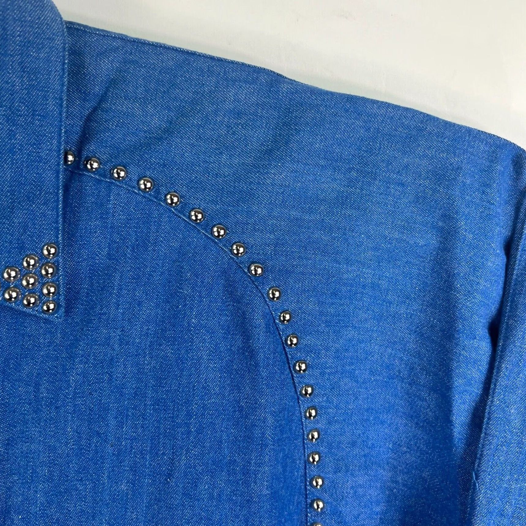 Vintage VINTAGE Spencer's Blue Denim Western Shirt Womens XL Long Sleeve Studded Contrasting Trim Casual Party Accenture Size XL / US 12-14 / IT 48-50 - 2 Thumbnail
