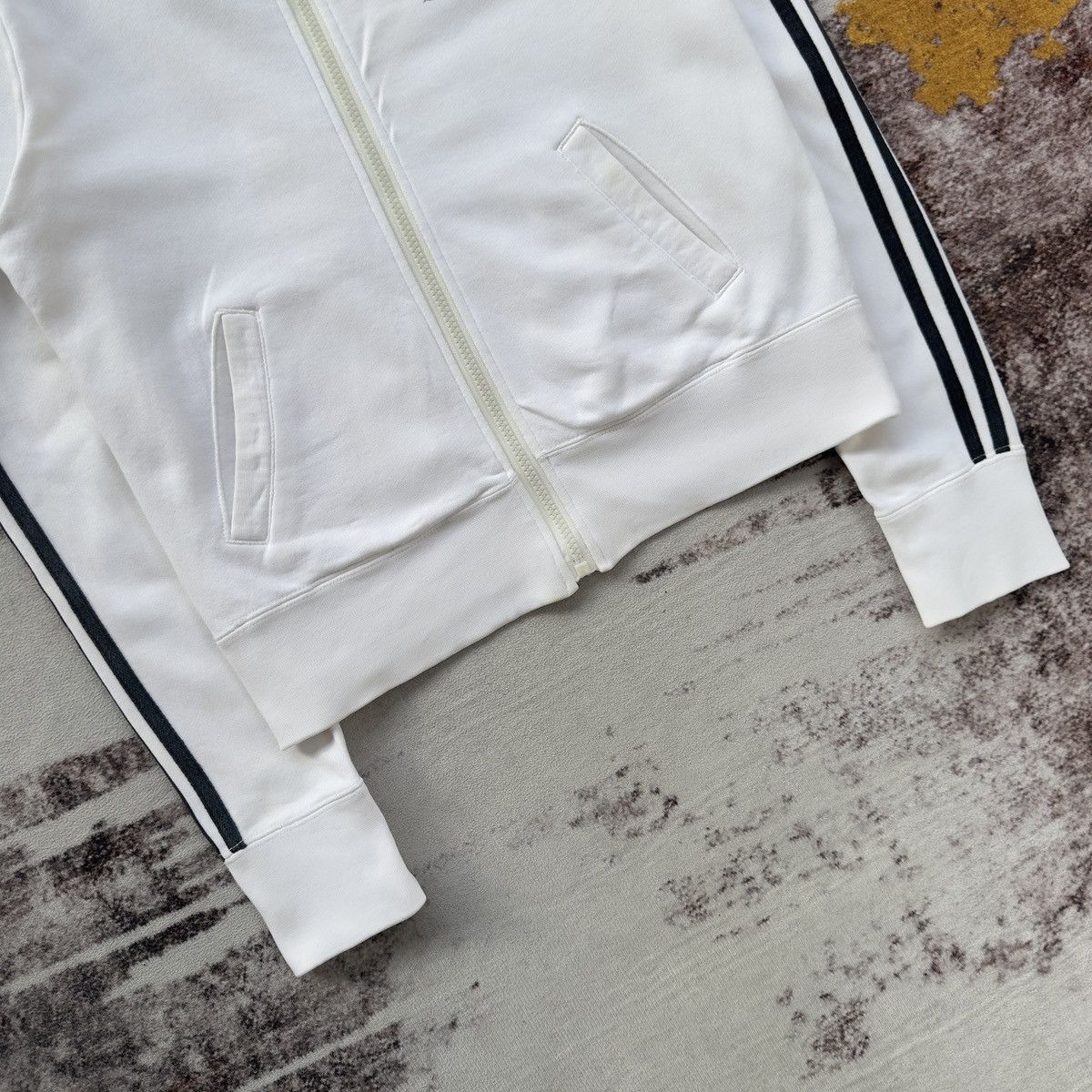 Japanese Brand VINTAGE HELLO KITTY X BOBSON WHITE ZIPPER SWEATSHIRT Size US XS / EU 42 / 0 - 4 Thumbnail