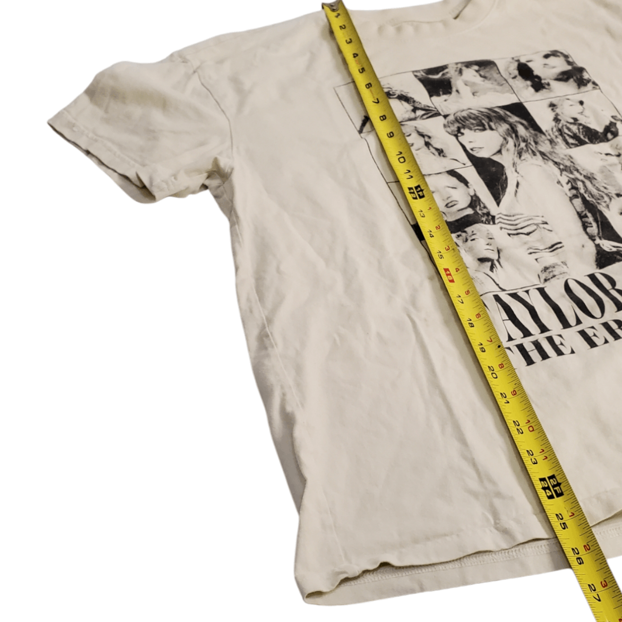 Vintage Taylor Swift Eras Tour T-Shirt Size M / US 6-8 / IT 42-44 - 7 Thumbnail