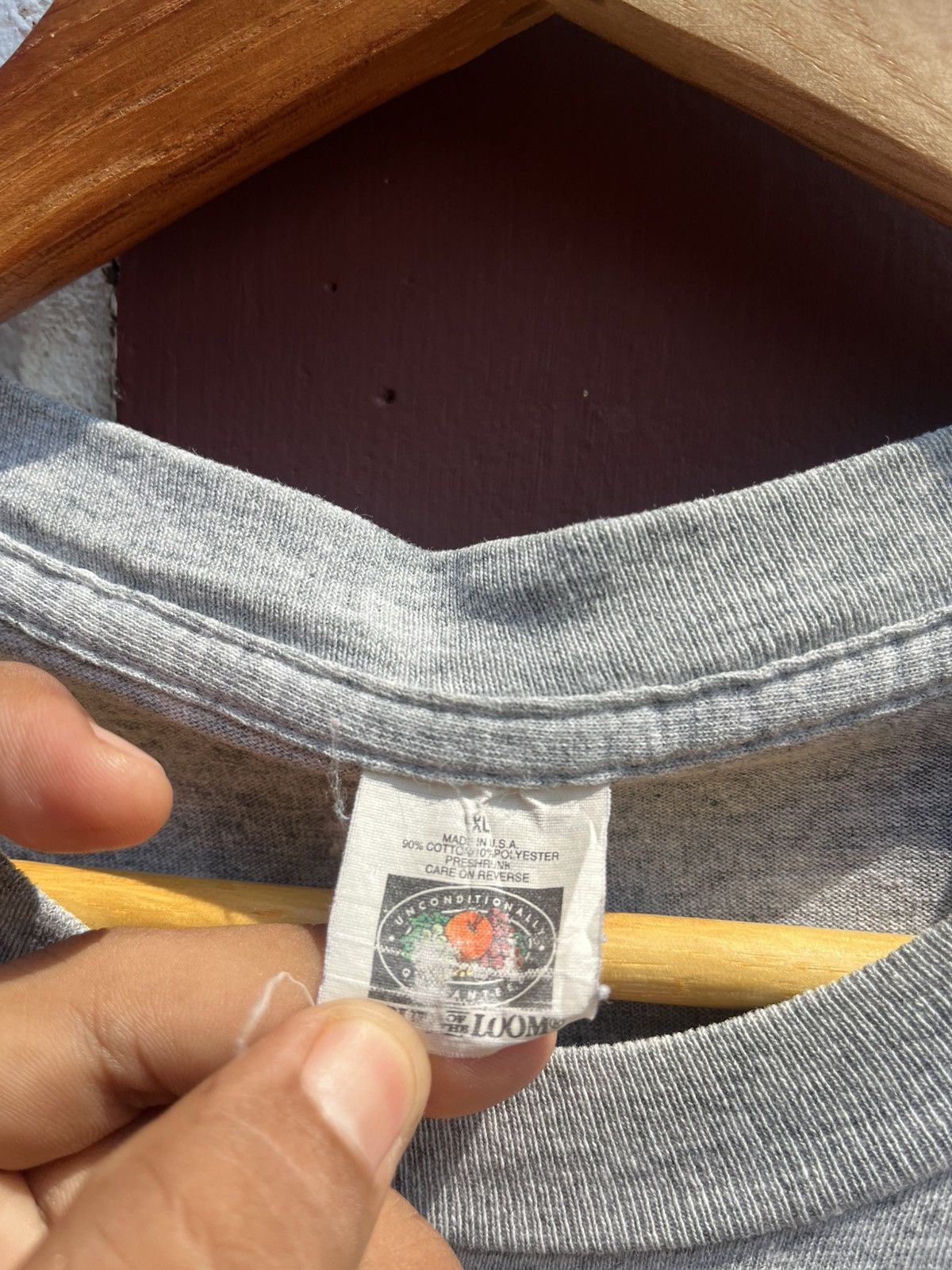 Vintage Heather Grey Pocket Tee 90s’ Size US L / EU 52-54 / 3 - 4 Thumbnail