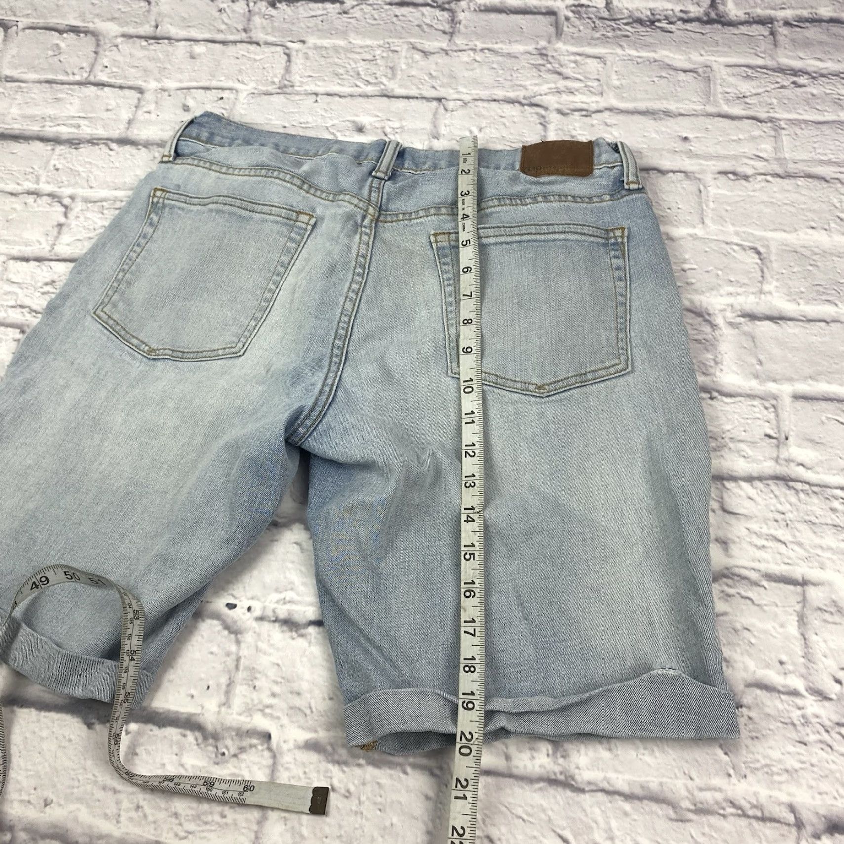 Gap Gap 1969 Womens Jeans Bermuda Shorts Denim Cuffed Light Blue High Rise 32 Inseam 9 in 5-Pocket Size 24" / US 00 / IT 34 - 7 Thumbnail