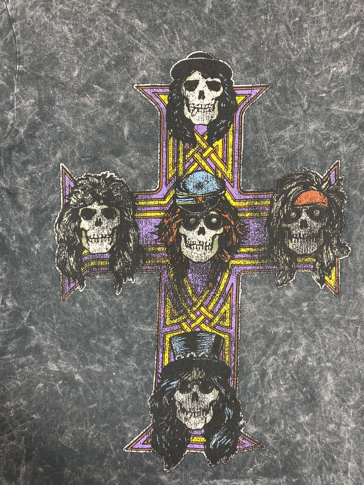 Guns N' Roses Vintage Guns N Roses 2017 Tour T Shirt Tee Size M Size US M / EU 48-50 / 2 - 6 Thumbnail