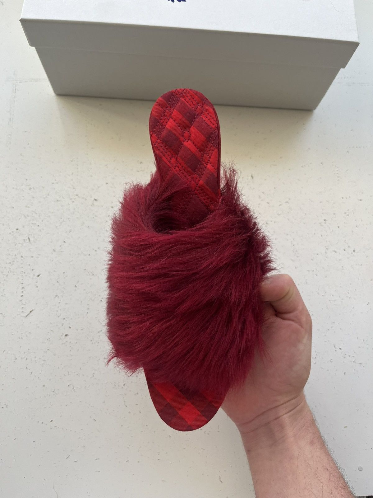 Burberry NWT Eu Size 37 Uk Size 4 Burberry Faux Fur RedHeels Slippers Size US 7 / IT 37 - 6 Thumbnail
