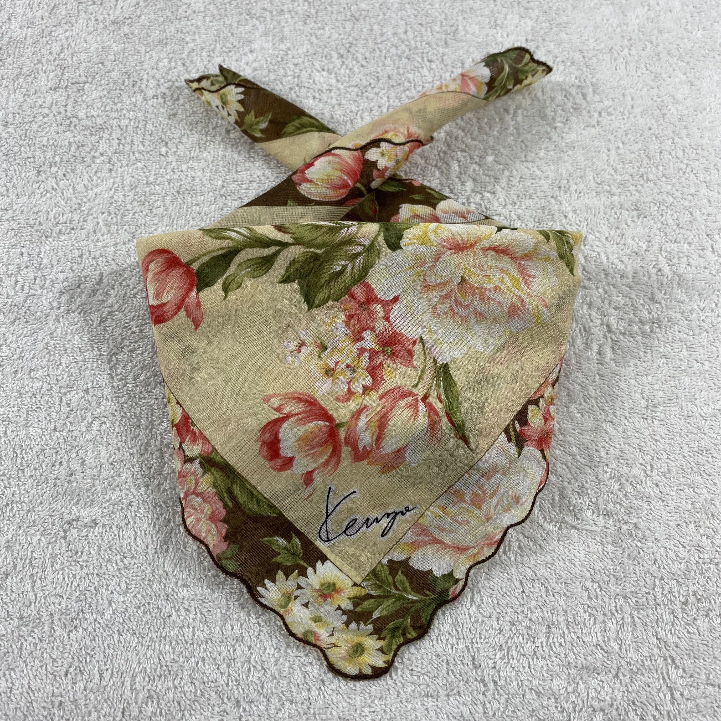 Kenzo × Vintage Kenzo Neckerchief / Bandana / Handkerchief Size ONE SIZE - 1 Thumbnail