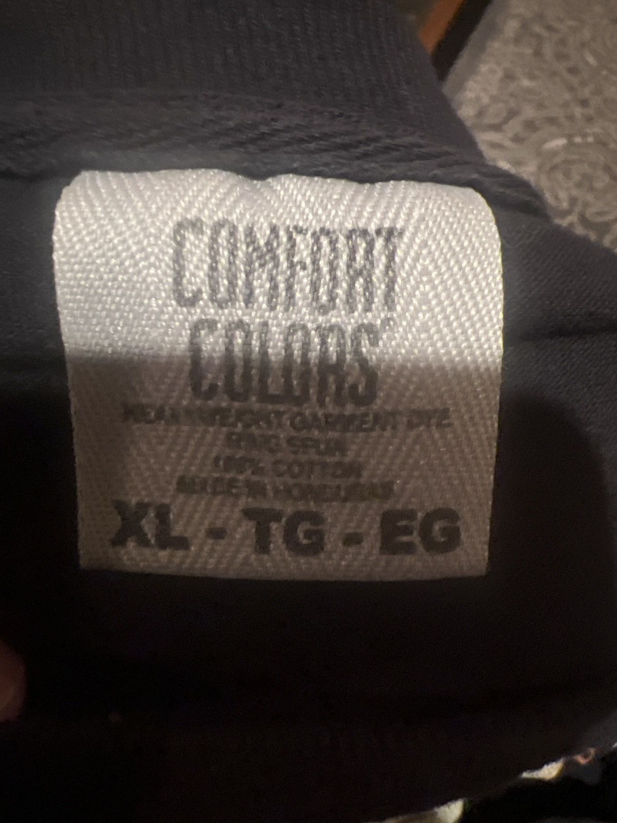 Comfort Colors J.I.D. Luv is 4ever Tour Tee Size US XL / EU 56 / 4 - 3 Thumbnail