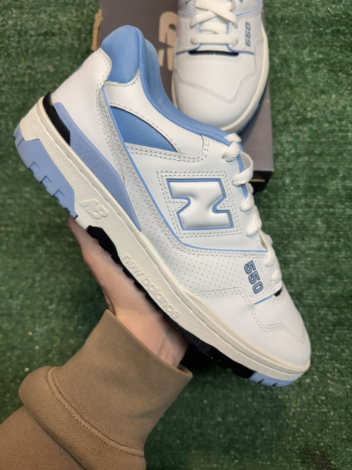 New Balance New Balance 550 UNC White University Blue Size 9.5 Size US 9.5 / EU 42-43 - 1 Thumbnail