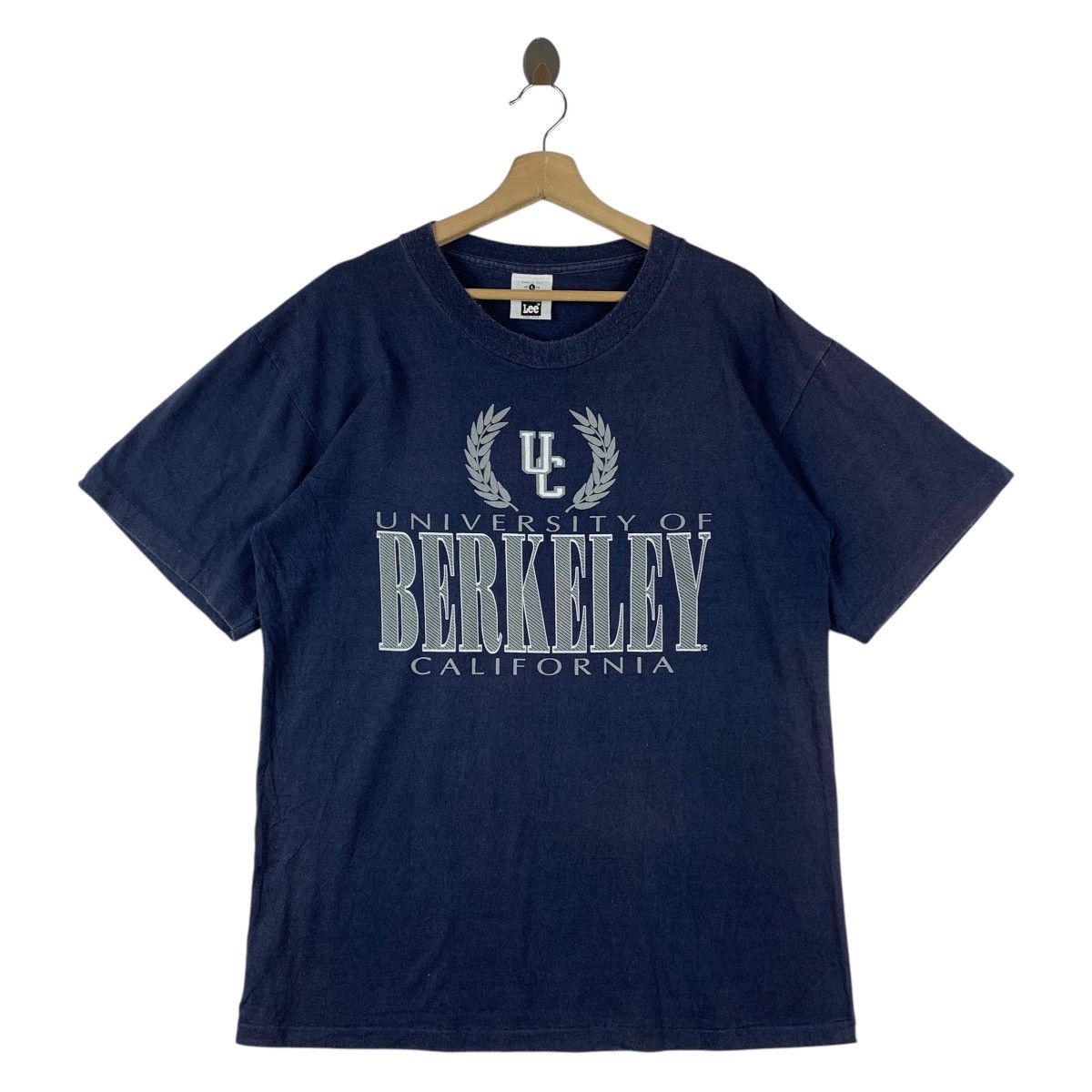 Vintage Vintage UNIVERSITY OF BERKELEY California tee Size US L / EU 52-54 / 3 - 1 Thumbnail