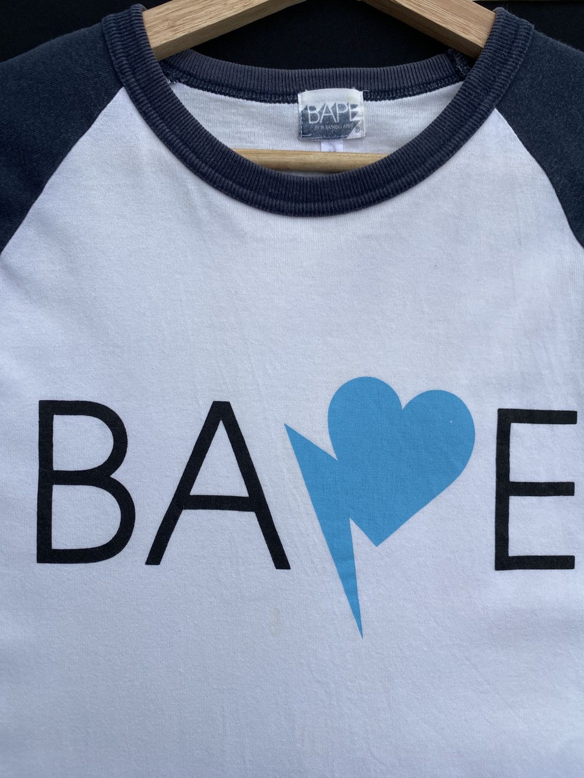 Bape Rare BAPE Blue Love Heart Sign Tshirt Size US M / EU 48-50 / 2 - 8 Thumbnail