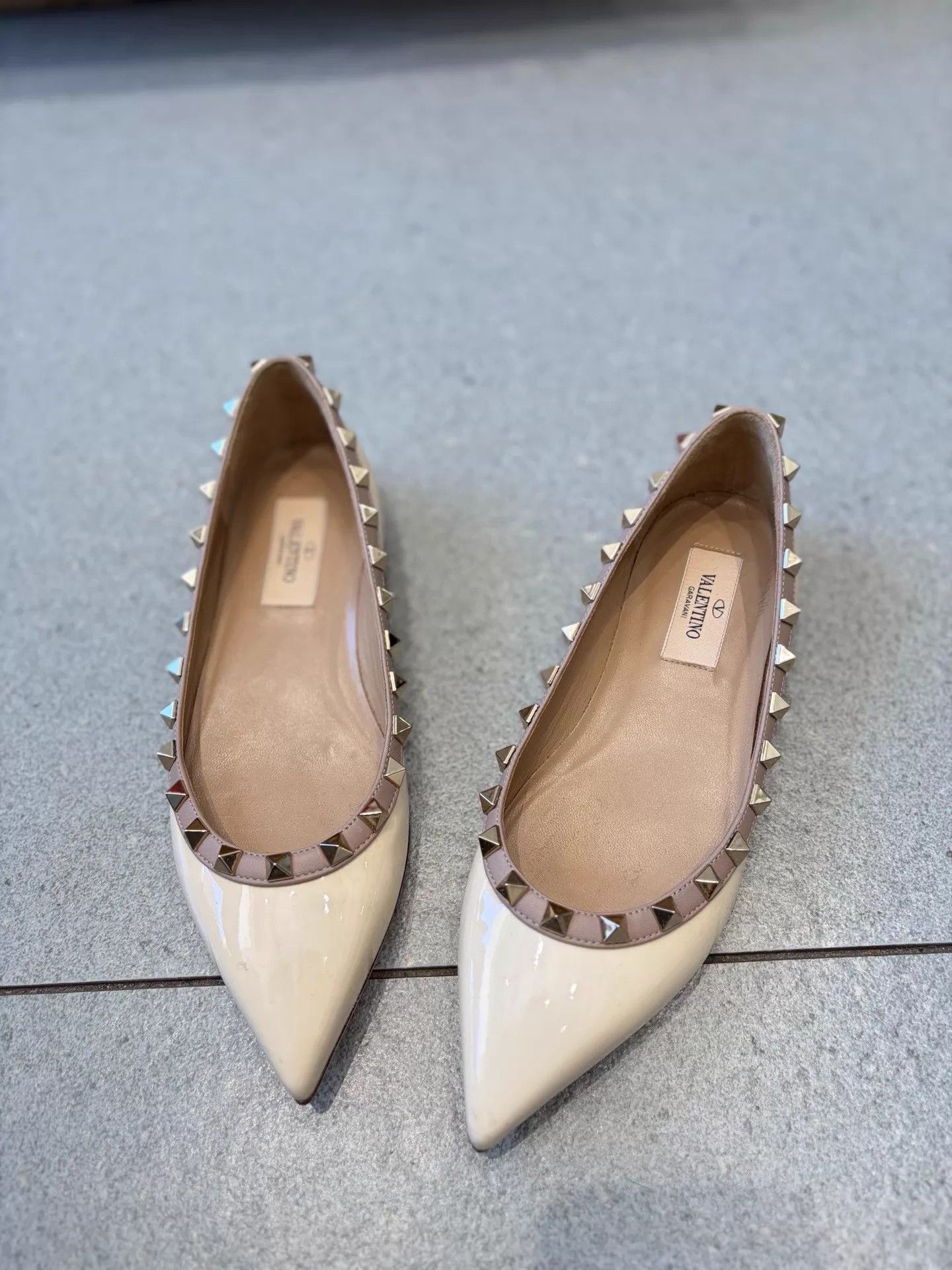 Valentino Valentino Cream Patent Leather Riveted Flats Size US 4.5 / IT 34.5 - 3 Thumbnail