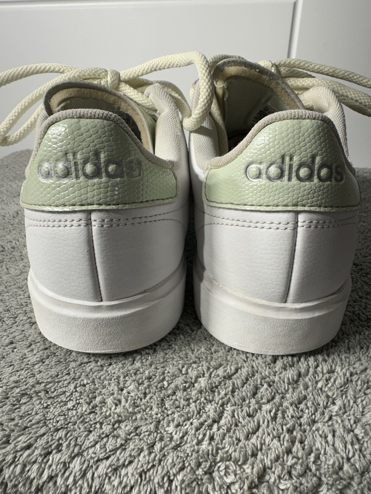 Adidas adidas Grand Court 2.0 Cloud White Linen Green Matte Silver Size US 10 / IT 40 - 4 Thumbnail