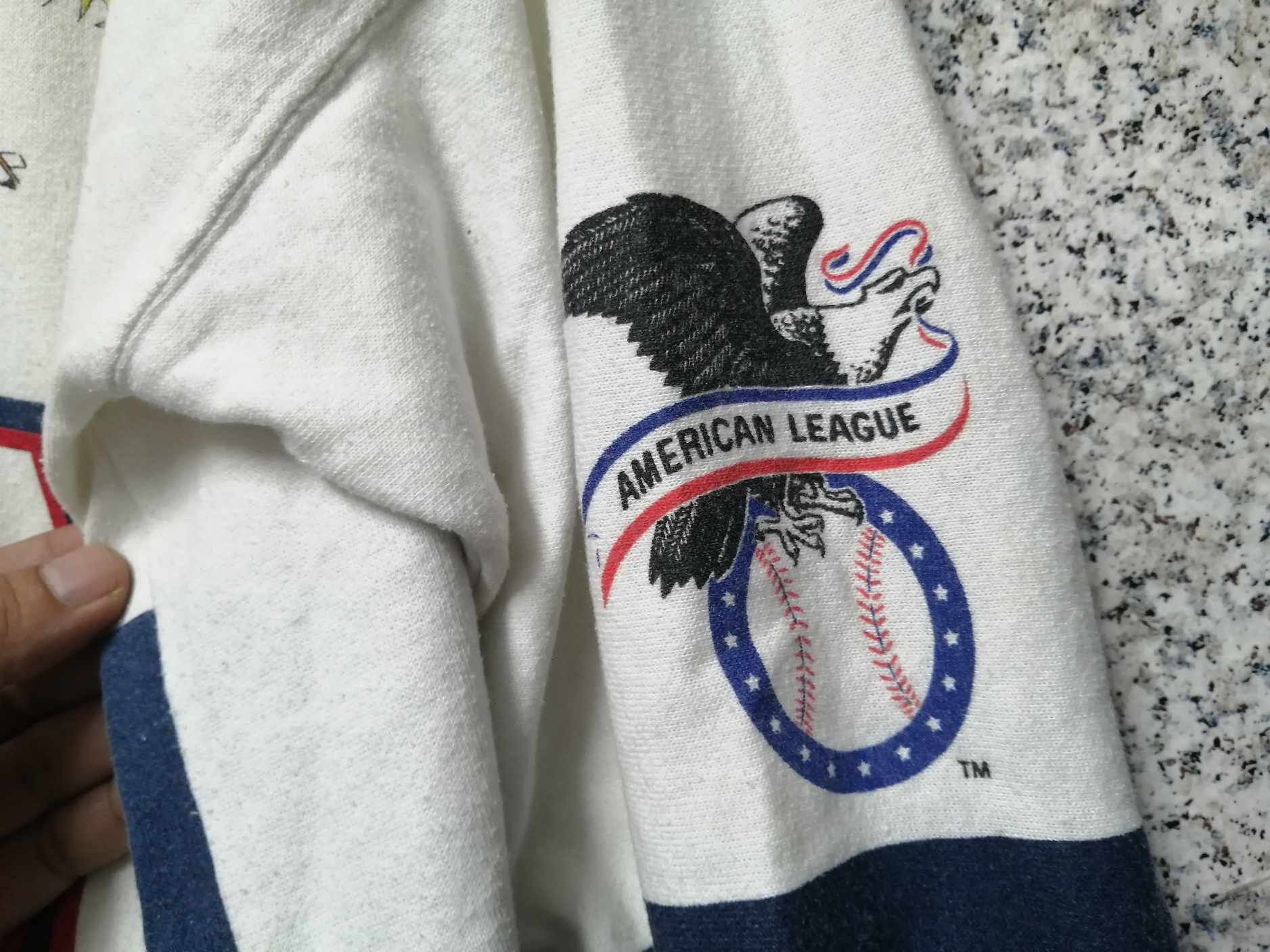 Vintage Thrashed Sun Faded 80s MLB Distressed very rare Size US L / EU 52-54 / 3 - 6 Thumbnail