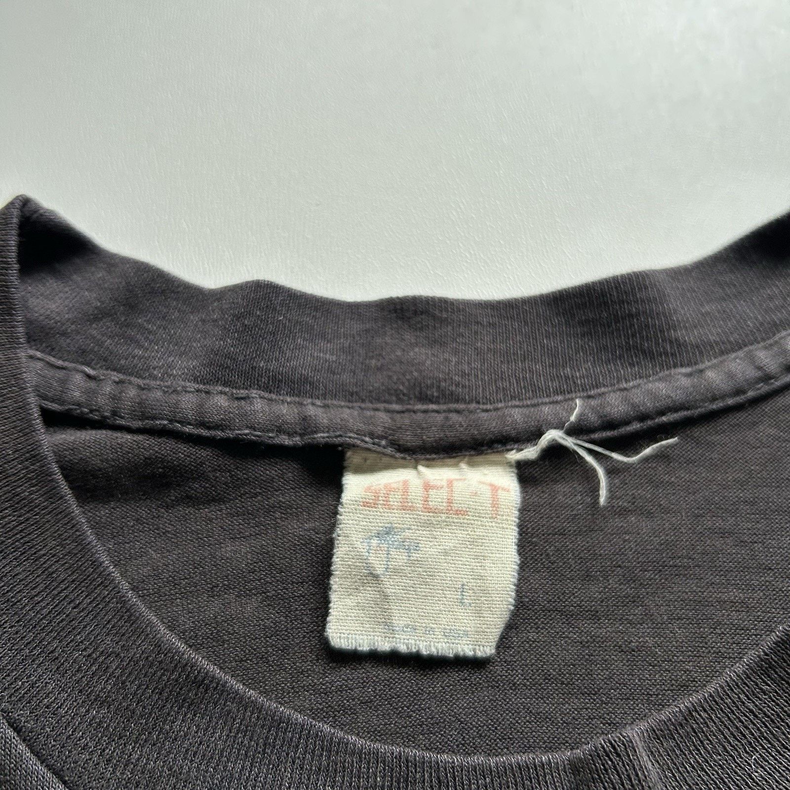 Vintage Vintage Schwinn T Shirt Medium 80s Bicycle Promo Faded Black Size US M / EU 48-50 / 2 - 6 Thumbnail