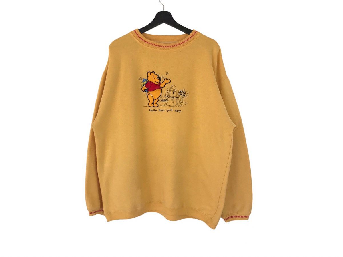 Disney × Vintage Vintage POOH embroidery logo crewneck sweatshirt Size US XL / EU 56 / 4 - 1 Thumbnail
