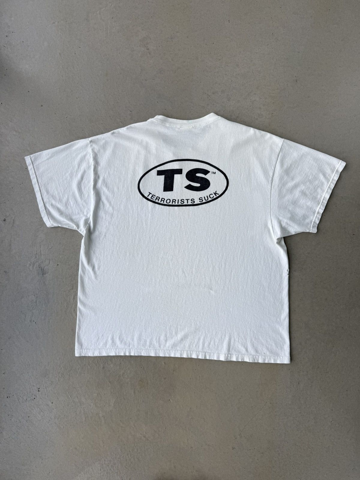 Vintage Vintage 00’s Terrorists Suck Funny Script T-Shirt Size US XXL / EU 58 / 5 - 1 Thumbnail