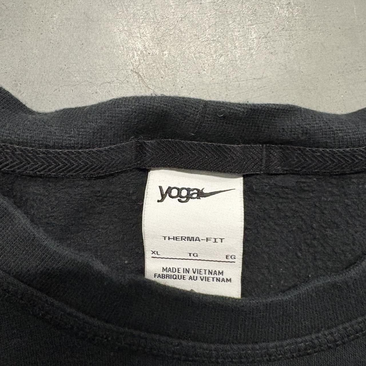 Nike Crazy Vintage Y2K/2000s Blank Nike Therma-Fit Black Yoga Crewneck Sweatshirt! Size US XL / EU 56 / 4 - 3 Thumbnail