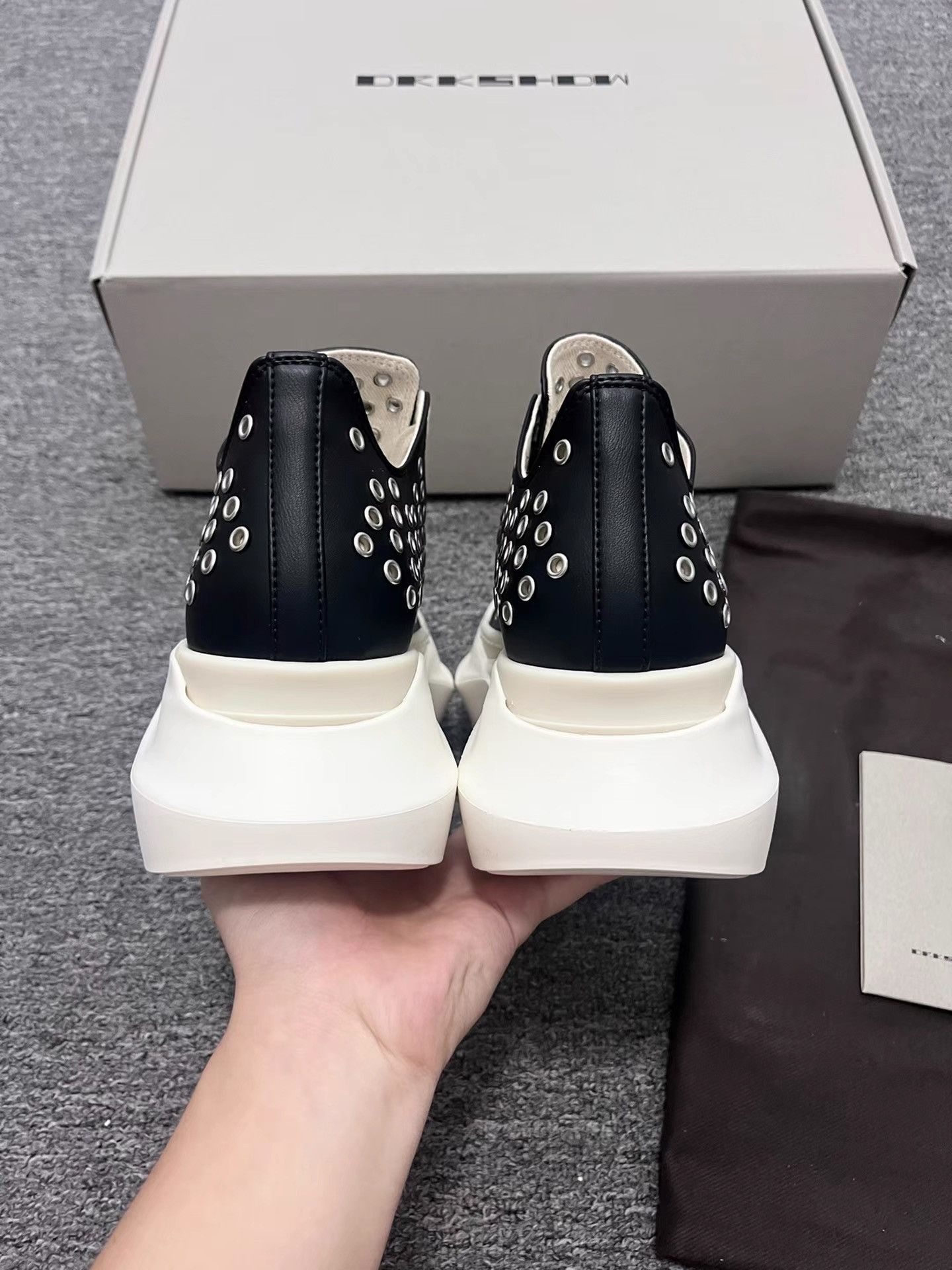 Rick Owens Rick Owens 23SS Hollow Out Steel Ring Platform Sneakers K34 Size US 5 / IT 35 - 5 Thumbnail