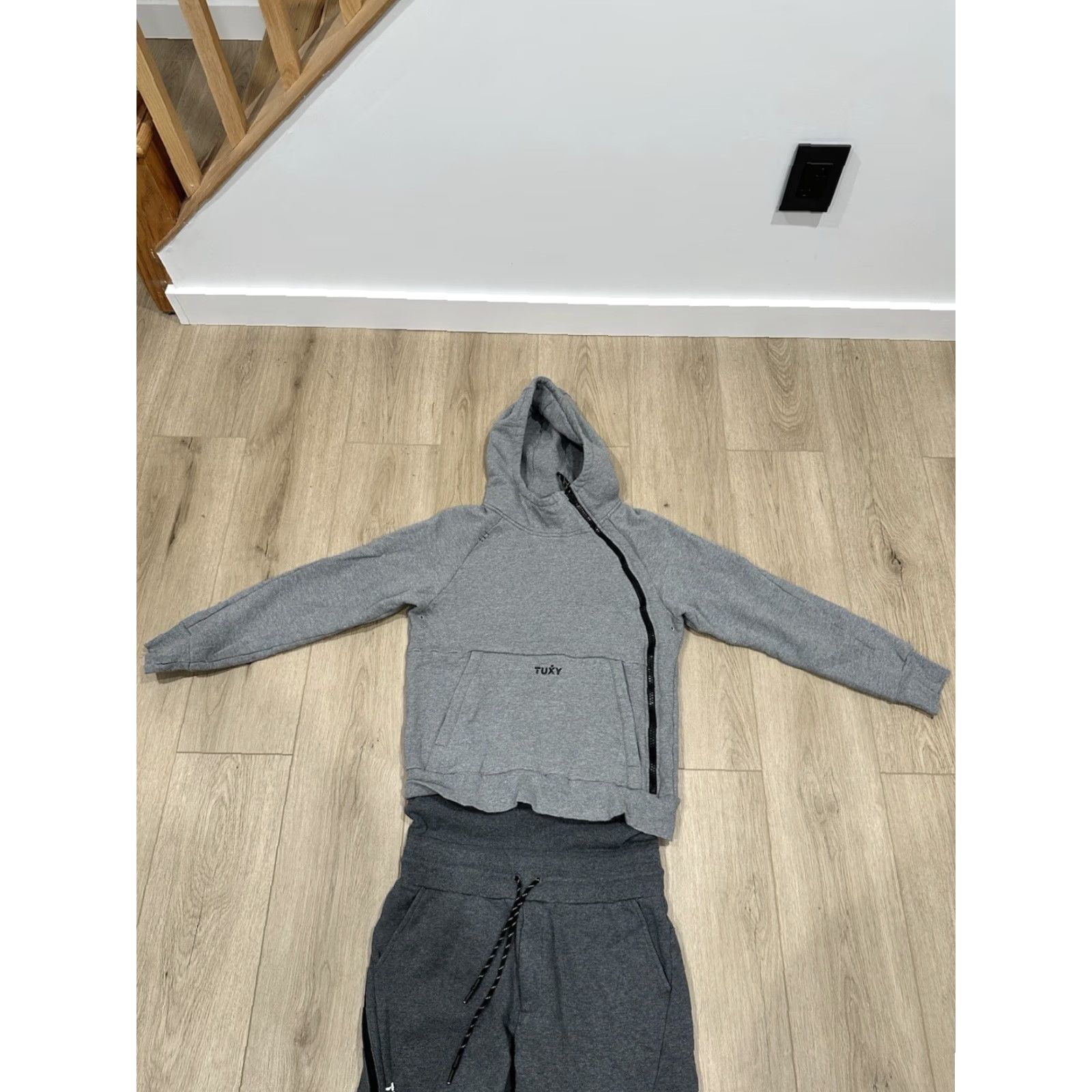Vintage Tuxy Mens One Piece Jumpsuit Gray Dark Hoodie Sweatsuit Zip Drawstring Small Size US S / EU 44-46 / 1 - 3 Thumbnail