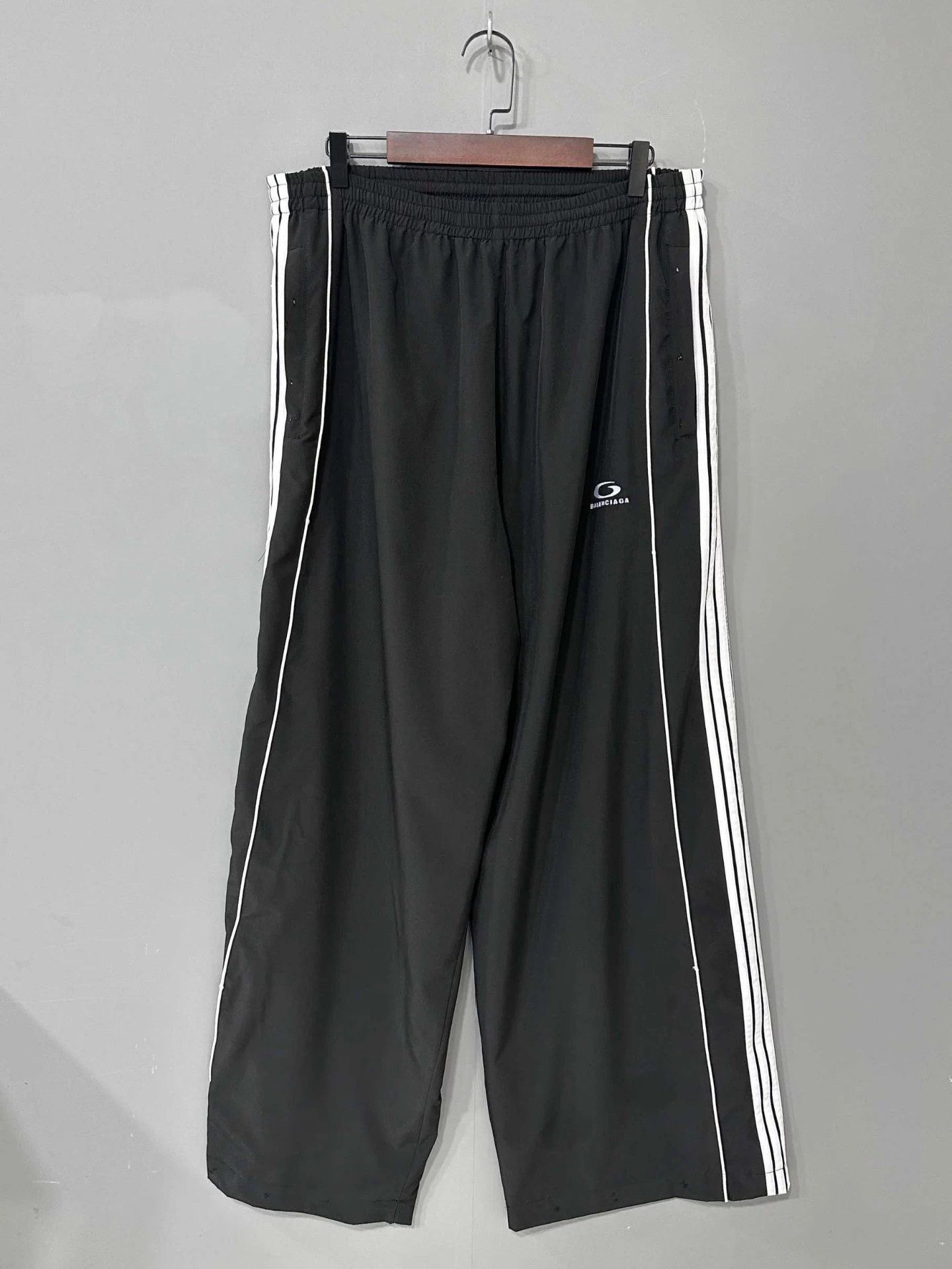 Balenciaga Balenciaga 25ss embroidered casual pants 99 New L Size US 37 - 3 Thumbnail