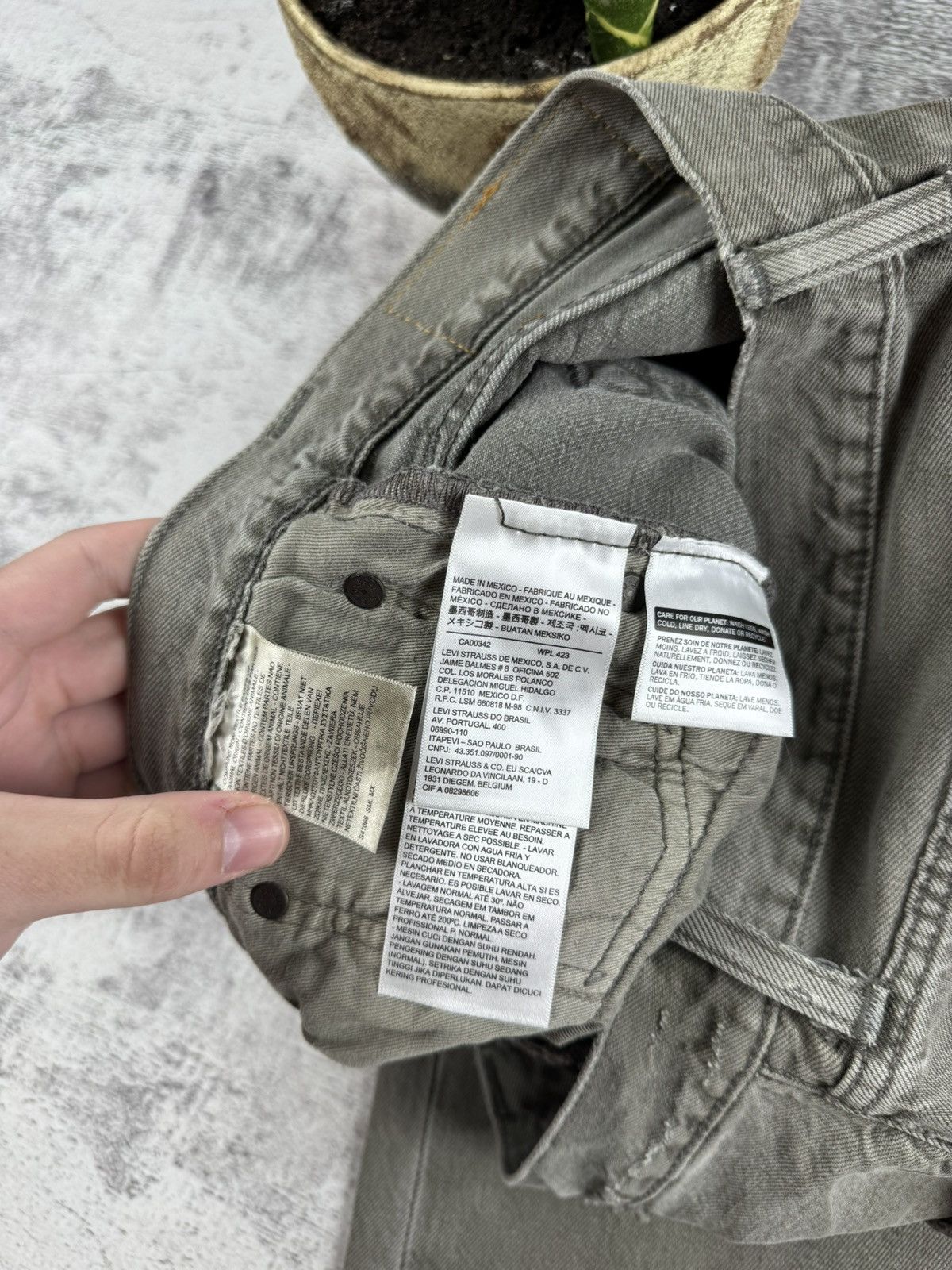 Levi's Vintage Levis 501 CT 31/34 Straight USA Jeans Pants Trousers Size US 31 - 14 Thumbnail
