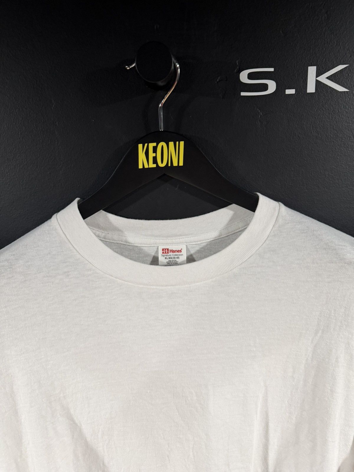 Vintage 2000s Y2K Vintage Hanes White Blank Grunge Streetwear Tee XL Size US XL / EU 56 / 4 - 4 Thumbnail